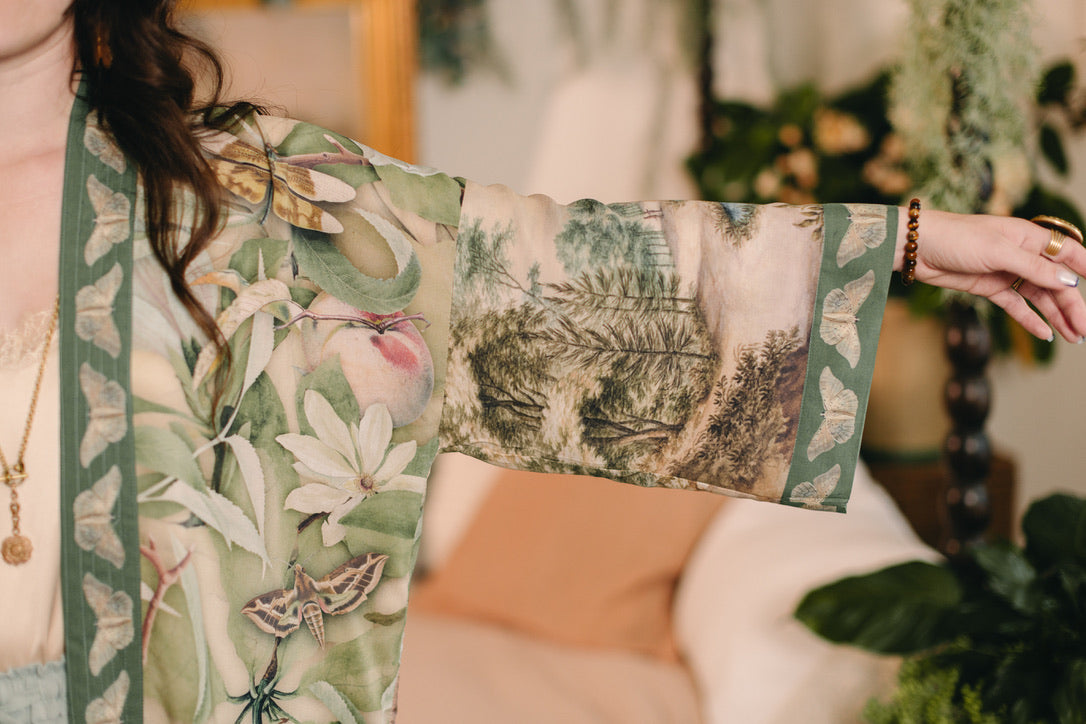 Market Of Stars - Fleur De Soleil - Pixie Duster Crop Kimono - Florals