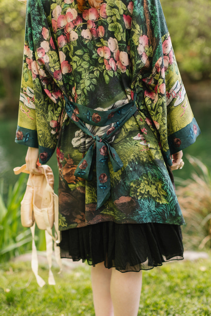 Market Of Stars - The Daydreamer - Matinée Cropped Duster Kimono - Florals & Rabbits