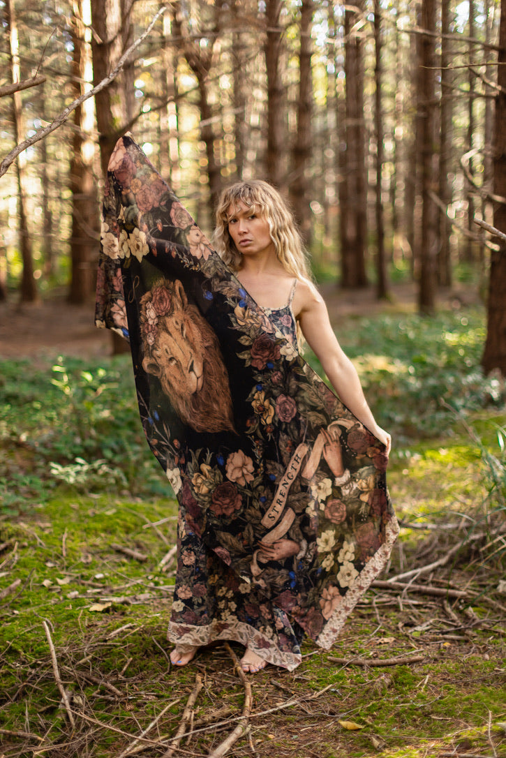 Market Of Stars - Lionheart Bohemian - Scarf - Botanicals & Narnia Print