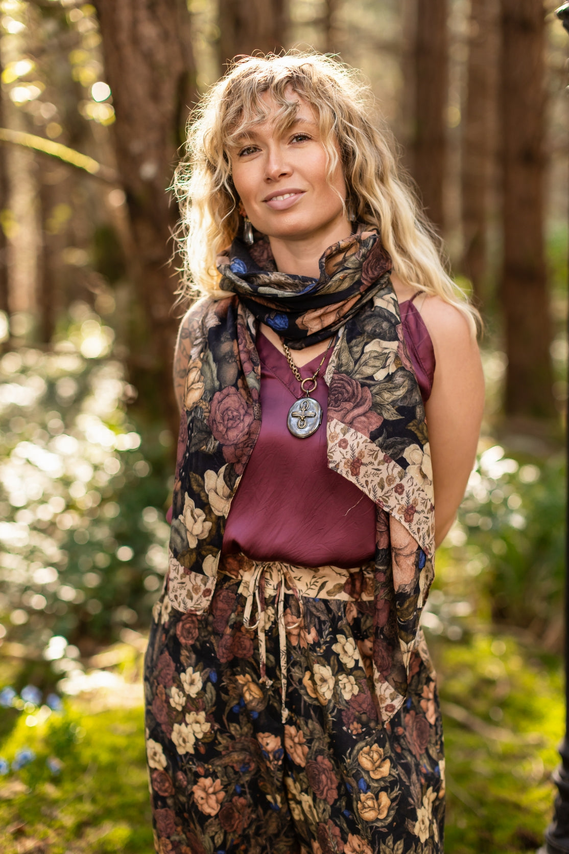 Market Of Stars - Lionheart Bohemian - Scarf - Botanicals & Narnia Print