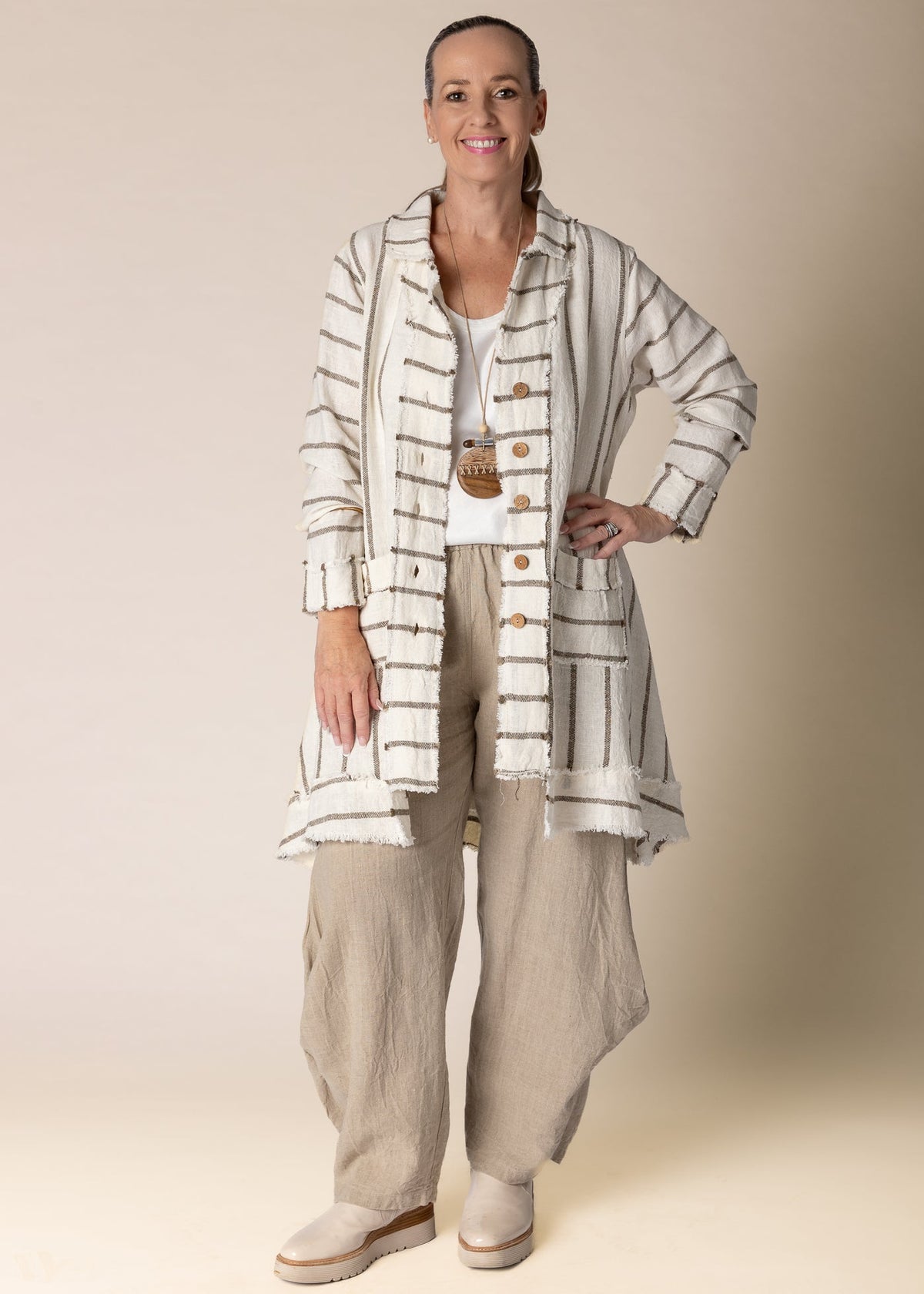 Imagine Fashion - ‘Elodie’ Linen Jacket - Cream - LAST ONE - Size L
