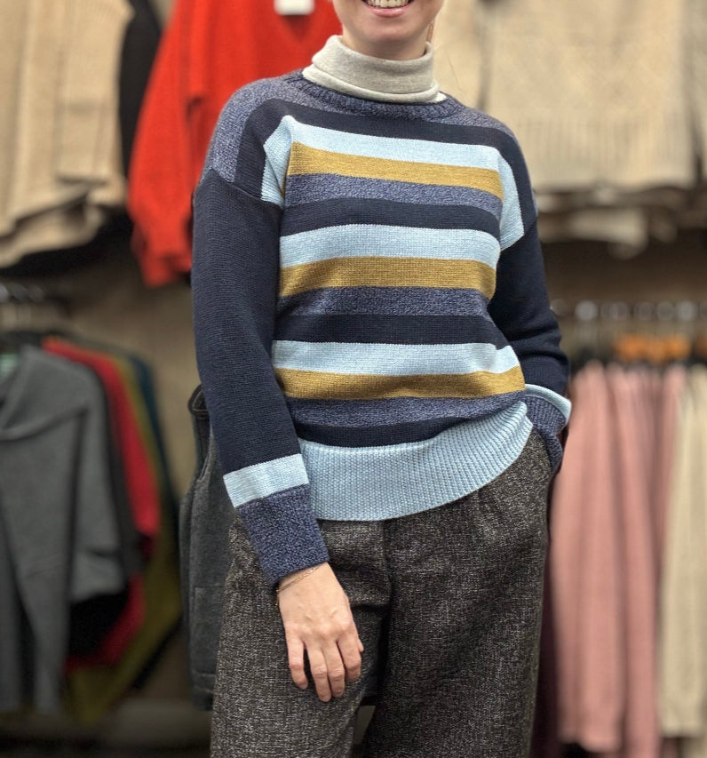 UIMI - ‘Clover’ Australian Merino Jumper - Ruby - LAST ONE - Size S