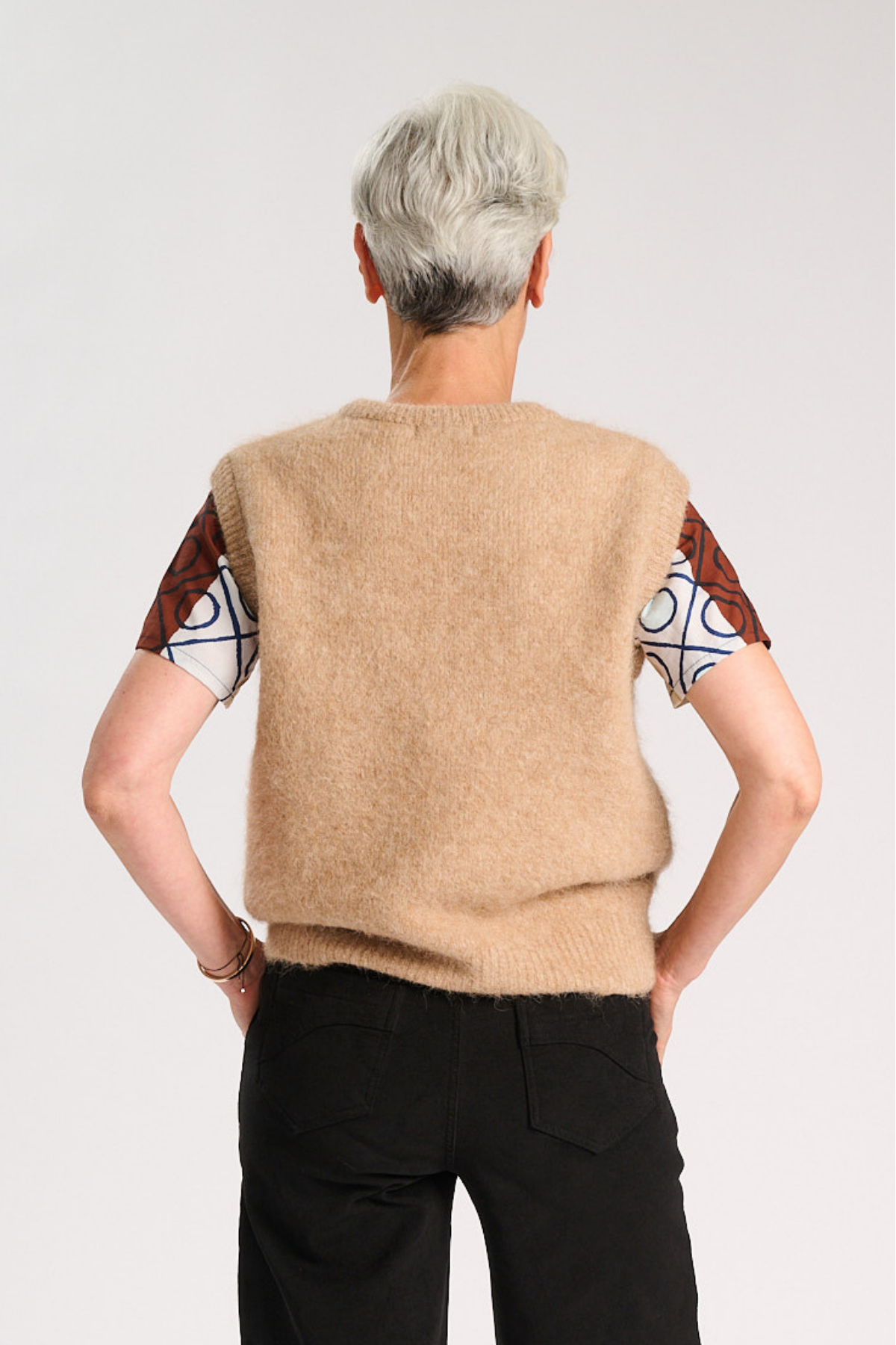 Olga De Polga - Aspen - Round Neck Alpaca Vest - Beige