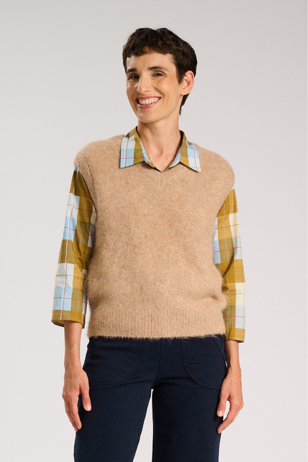 Olga De Polga - Aspen - V Neck Alpaca Vest - Beige