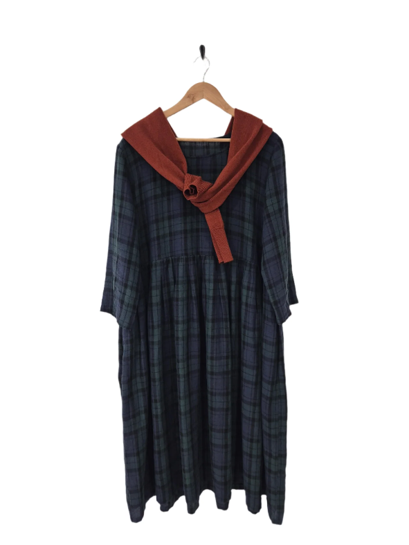 Montaigne - ‘Minimalist’ Lambswool Cardigan - Various Colours