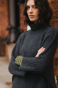 Montaigne - Balmain - Pure New Zealand Lambswool Roll Neck Sweater