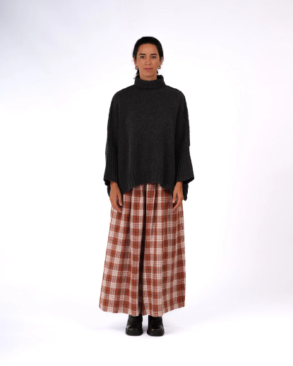 Montaigne - Balmain - Pure New Zealand Lambswool Roll Neck Sweater