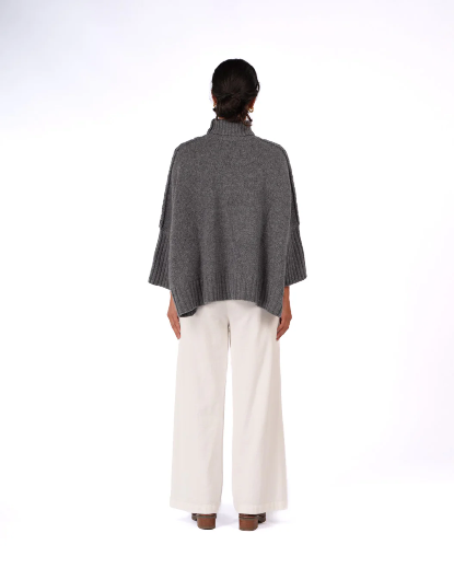 Montaigne - Balmain - Pure New Zealand Lambswool Roll Neck Sweater