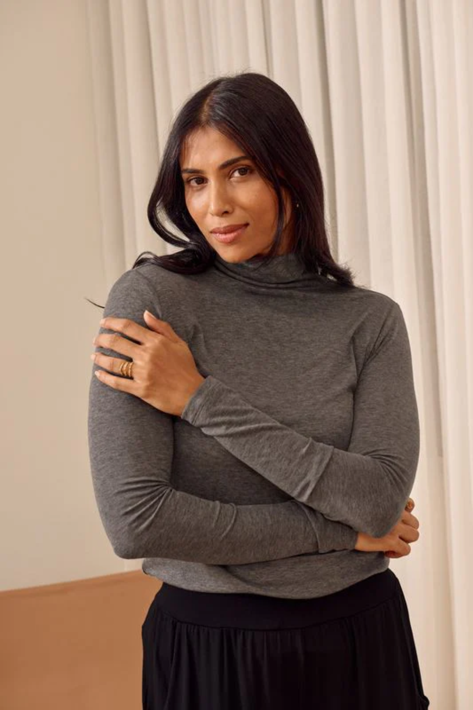 Bamboo Body - Maya - Turtle Neck Bamboo/Wool Knit