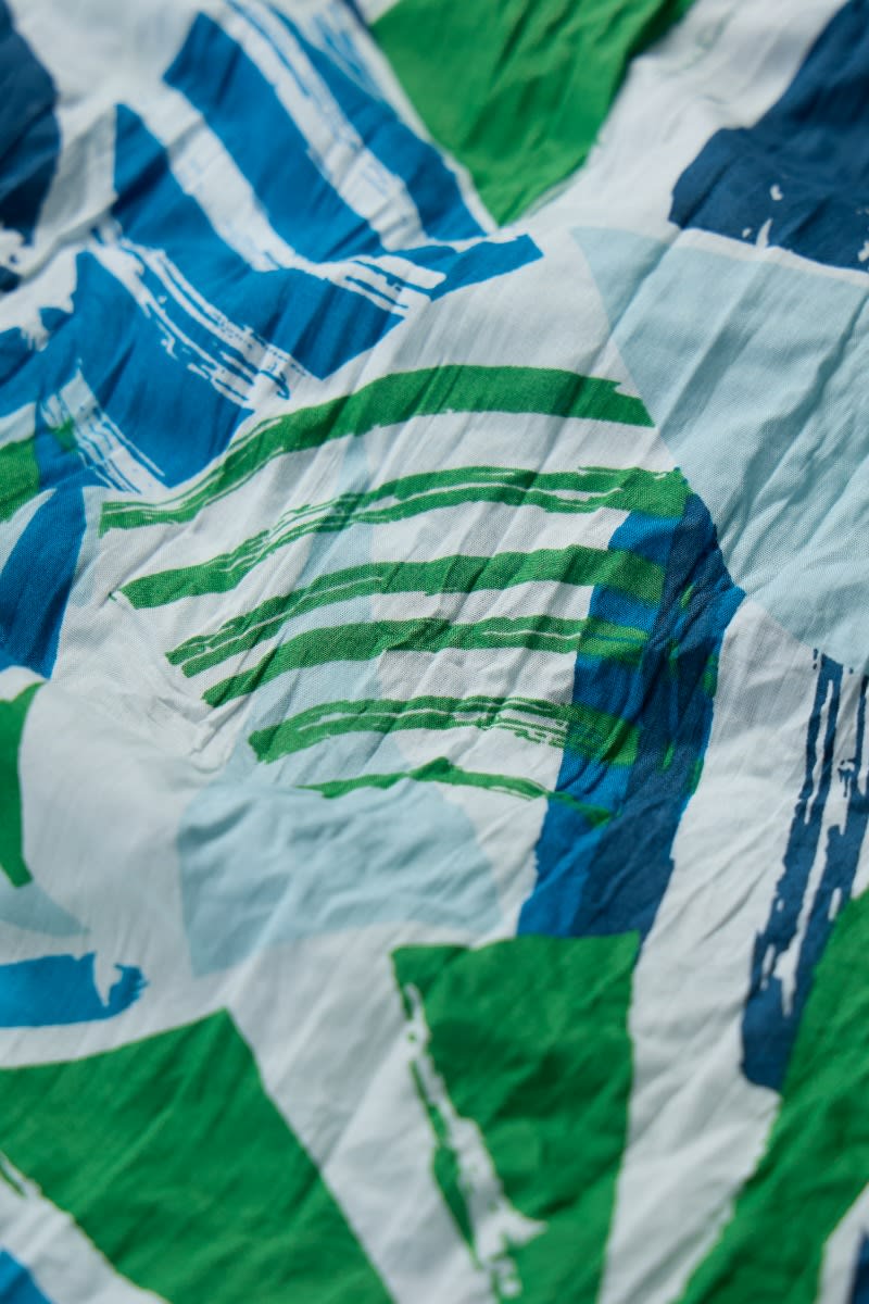 Seasalt Cornwall - ‘Larissa’ Shirt - Spinnaker Sails Hedgerow
