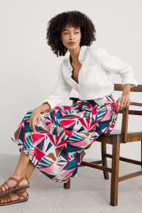 Seasalt Cornwall - ‘Mevagissey’ Midi Skirt in GOTS Certified Organic Cotton - Spinnaker Sails Chalk
