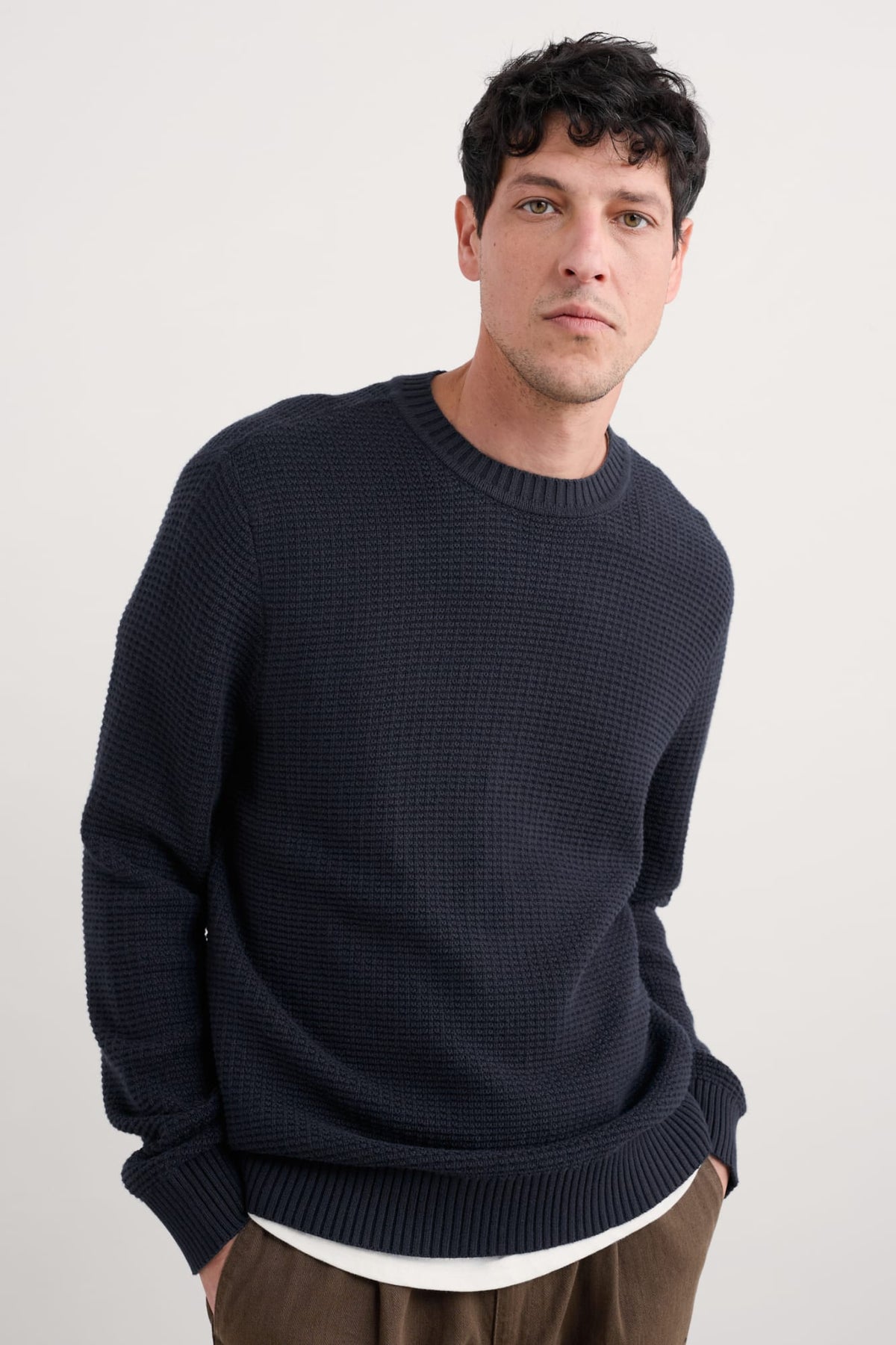Seasalt Cornwall - Men's ‘Mizzen’ Organic Cotton Knitted Jumper - Maritime