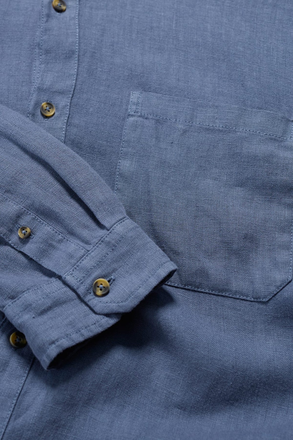 Seasalt Cornwall - Men's ‘Porlock’ Linen Shirt - Vintage Indigo