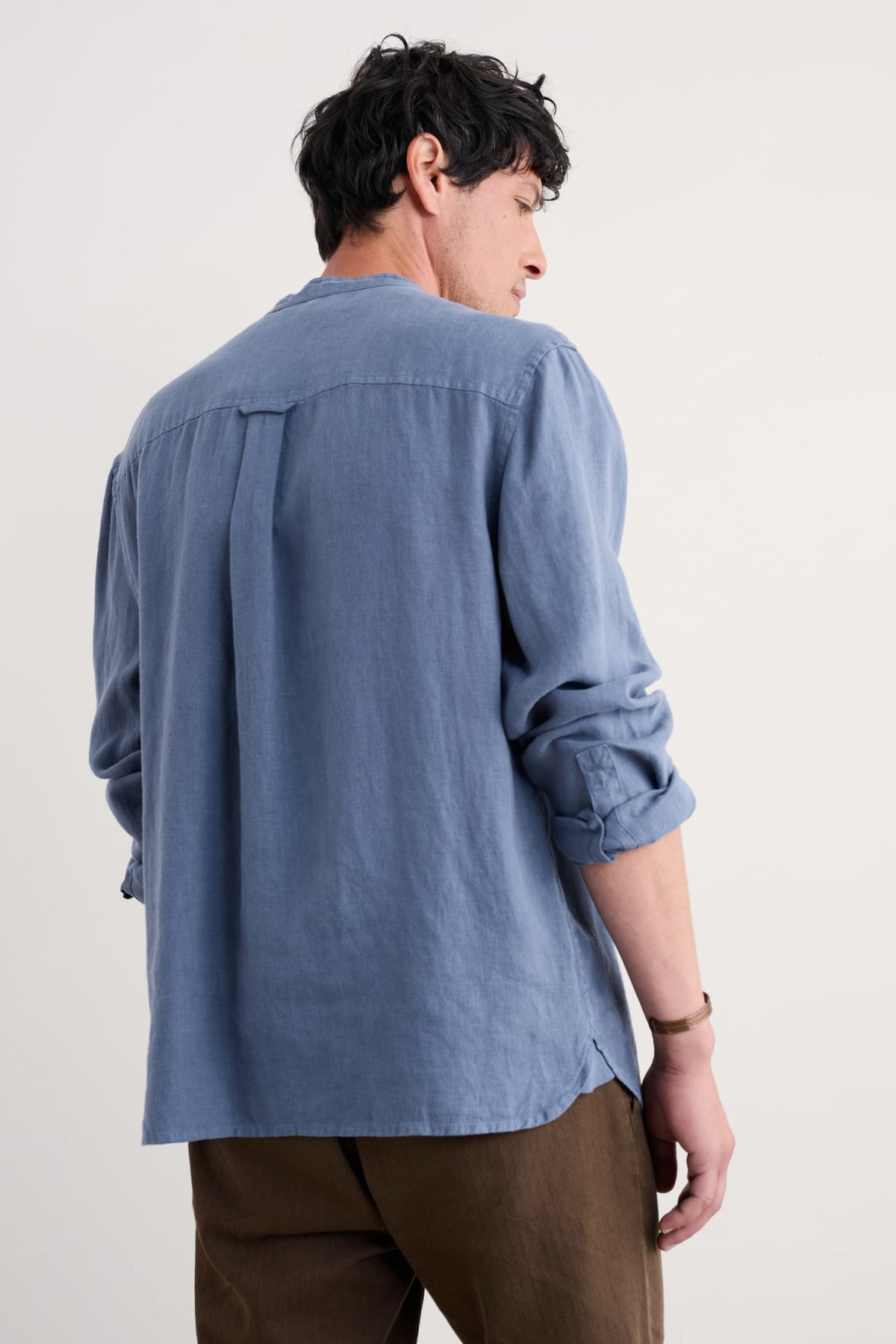 Seasalt Cornwall - Men's ‘Porlock’ Linen Shirt - Vintage Indigo