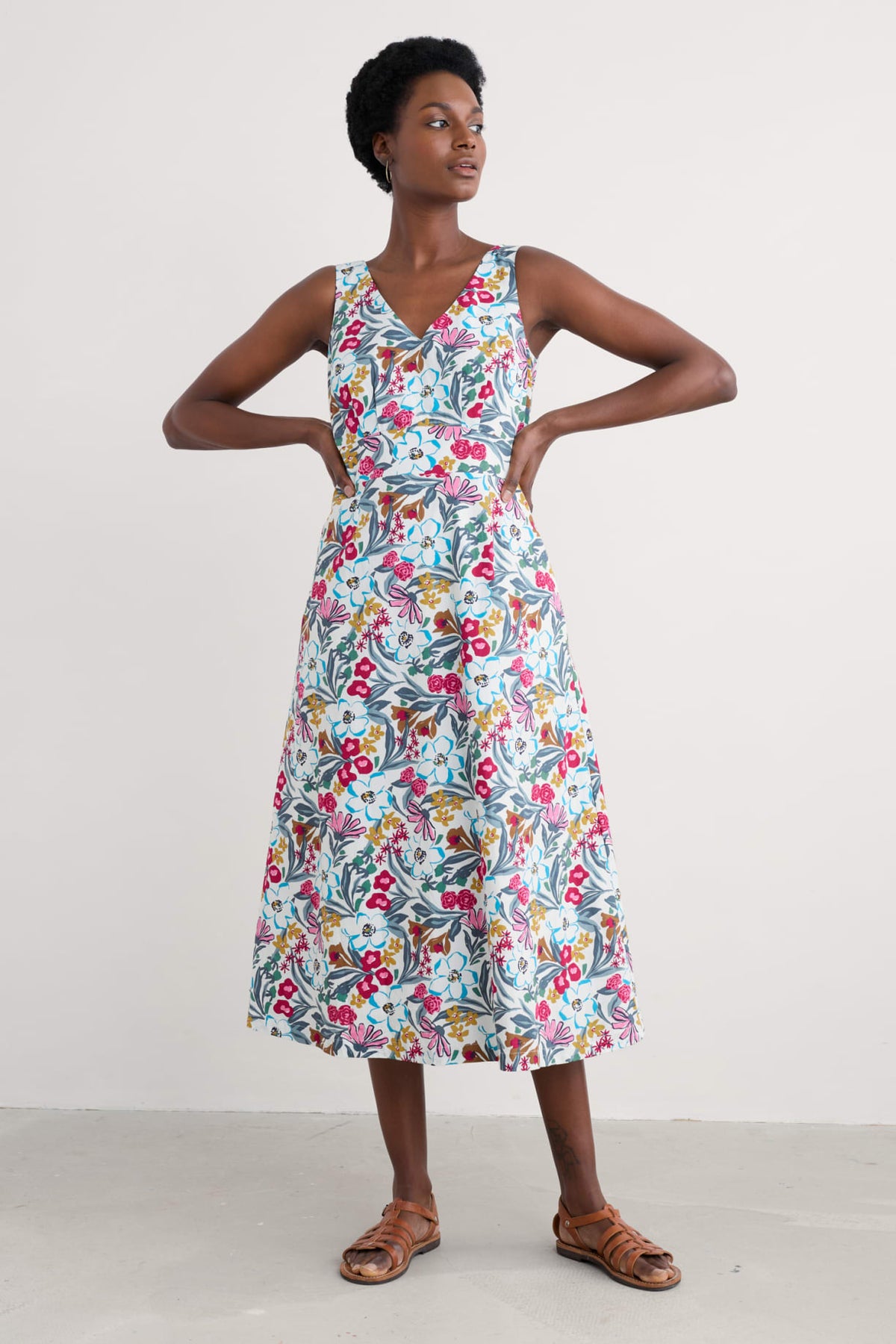 Seasalt Cornwall - ‘Sky Beyond’ Sleeveless V-Neck Dress - Garden Flowers Chalk