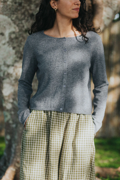 Montaigne - NZ Lambswool Cropped Cardigan- 088