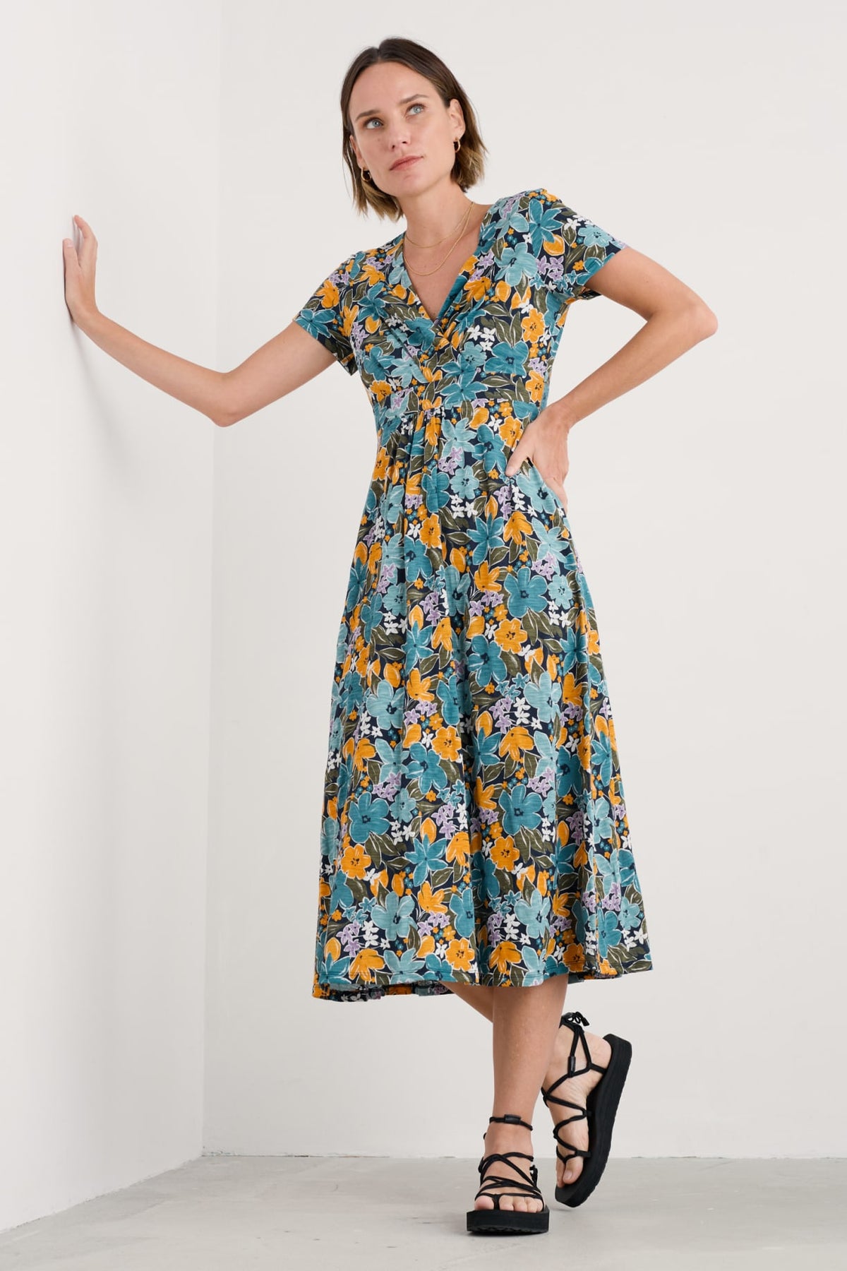 Seasalt Cornwall - ‘Chapelle’ Dress in GOTS Certified Organic Cotton Jersey - Citrus Floral Poseidon