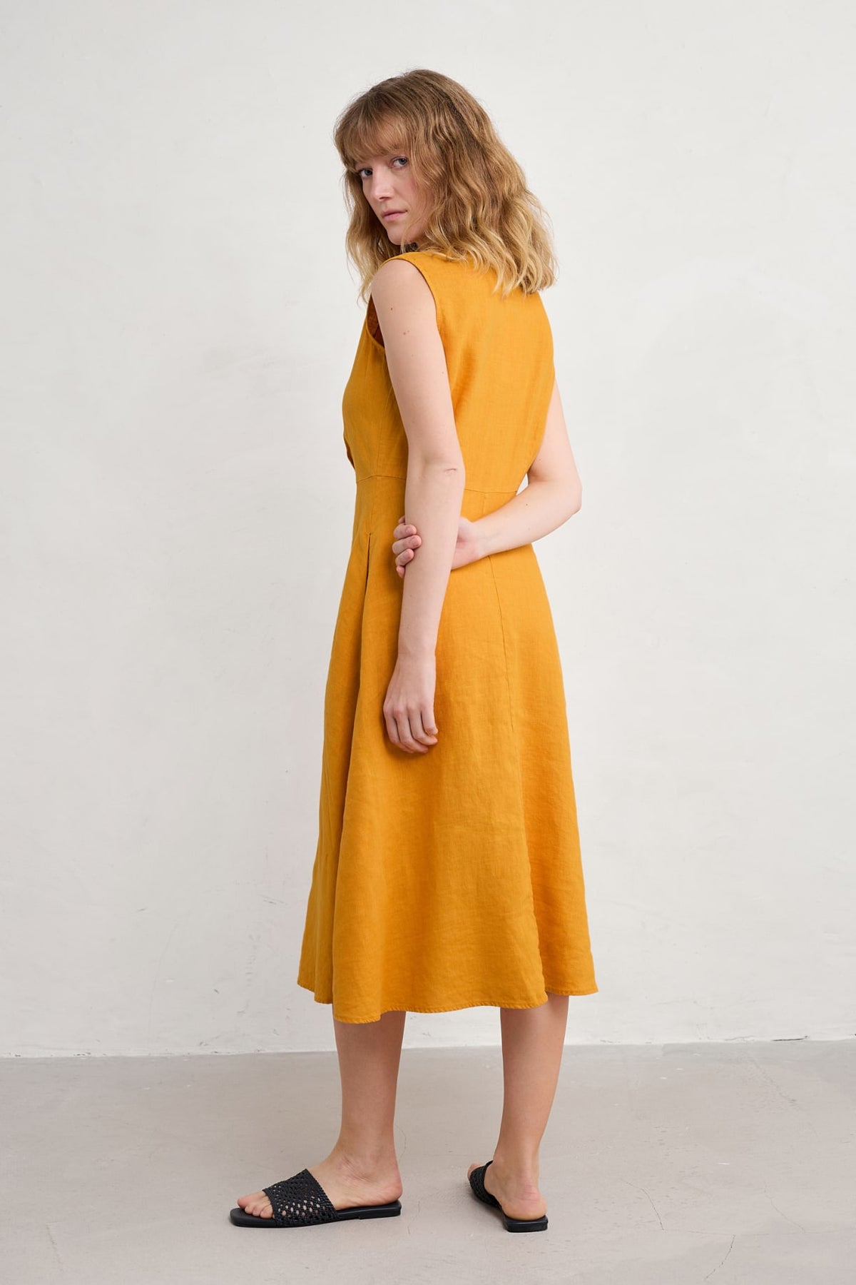 Seasalt Cornwall - ‘Carved’ Wood Linen Sleeveless Dress - Daylily