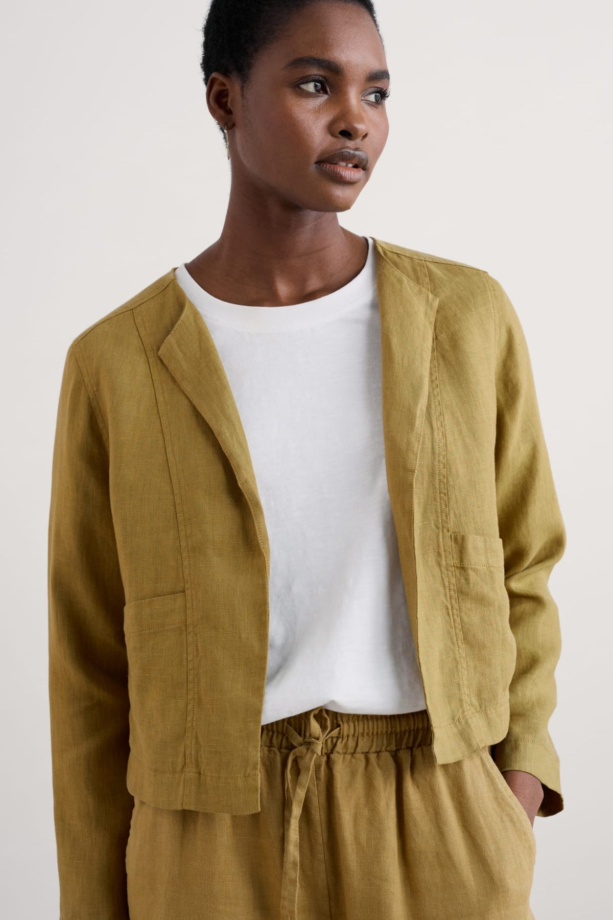 Seasalt Cornwall - ‘Country Lane’ Linen Jacket - Pear