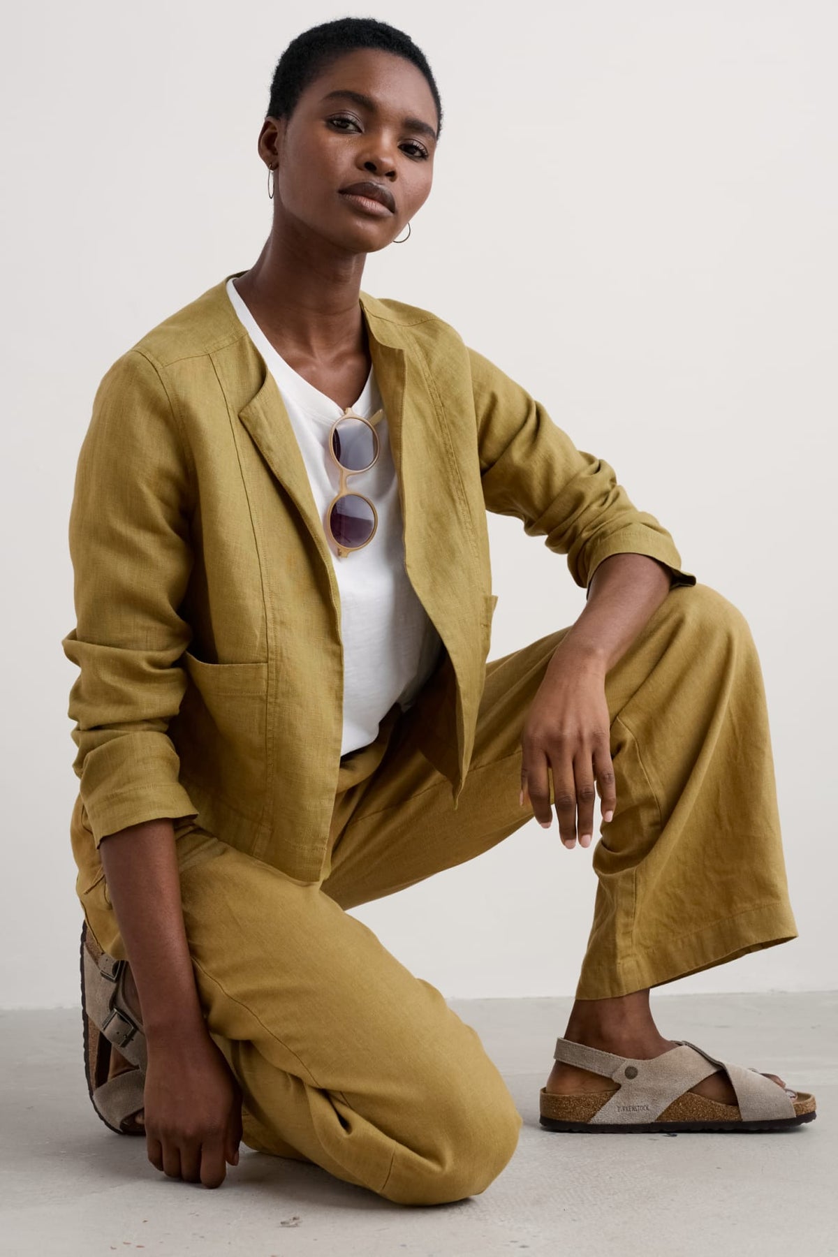 Seasalt Cornwall - ‘Country Lane’ Linen Jacket - Pear
