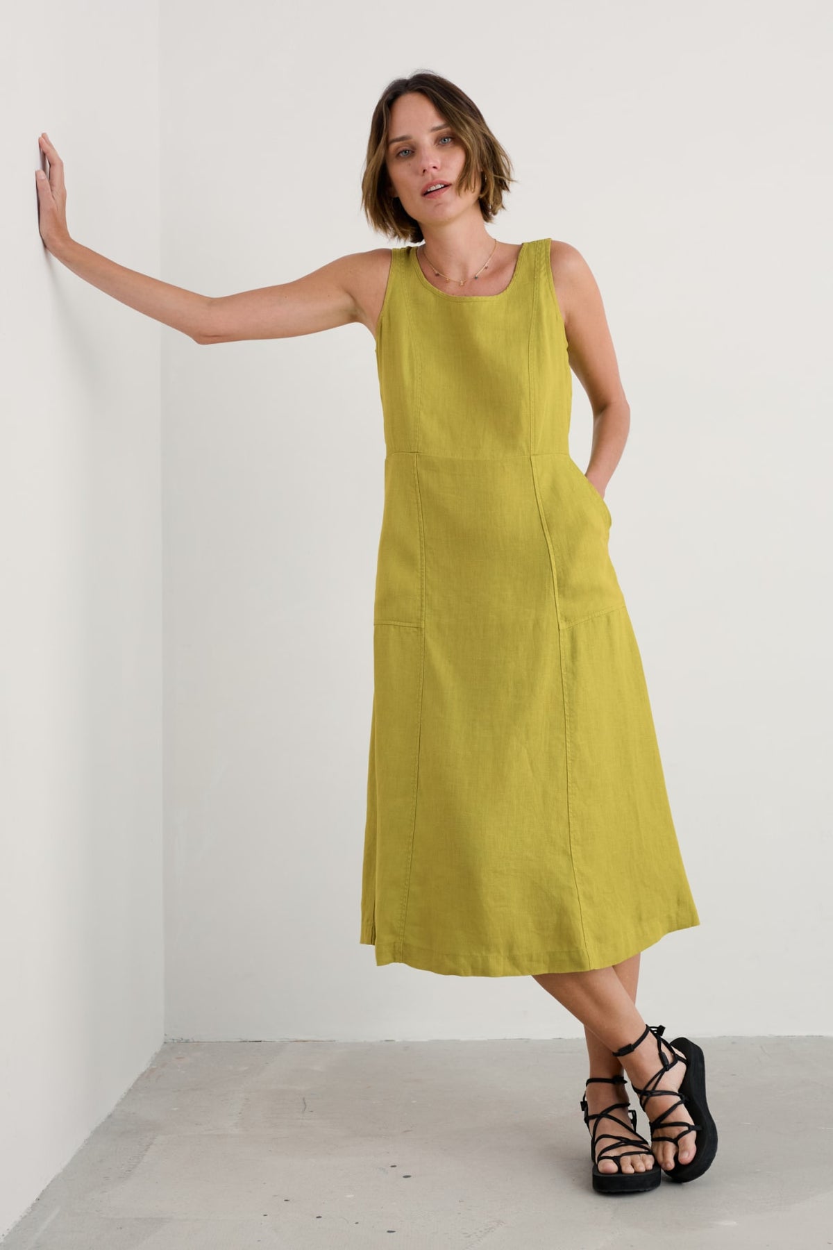 Seasalt Cornwall - ‘Grass Wave’ Sleeveless Linen Dress - Lime