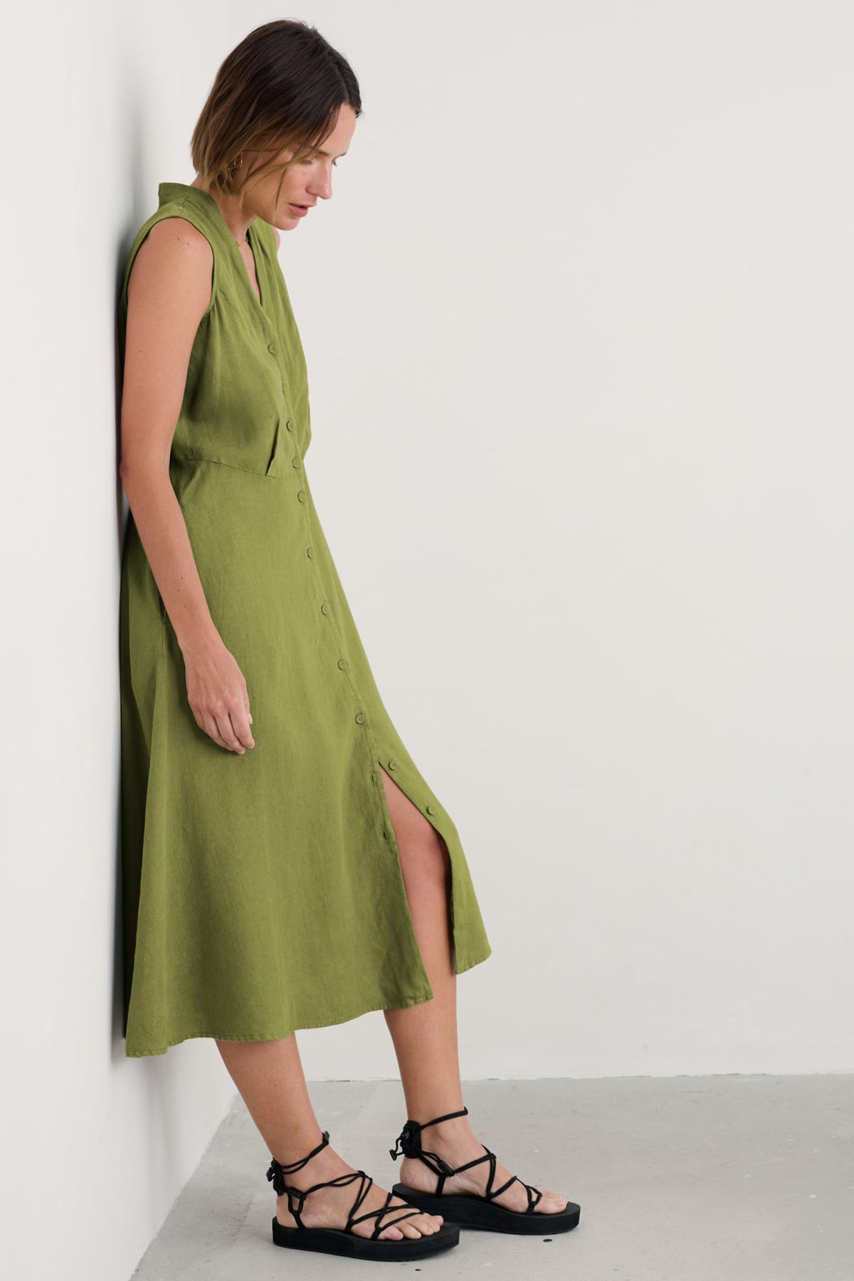 Seasalt Cornwall - ‘Carved’ Wood Linen Sleeveless Dress - Dark Citron