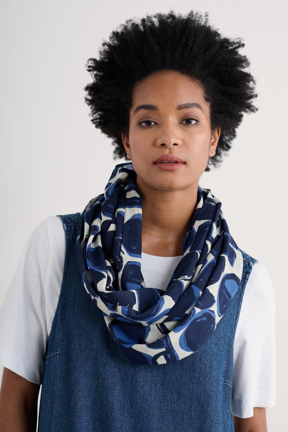 Seasalt Cornwall - 'Summer Circle' Scarf - Pebble Monoprint Aran