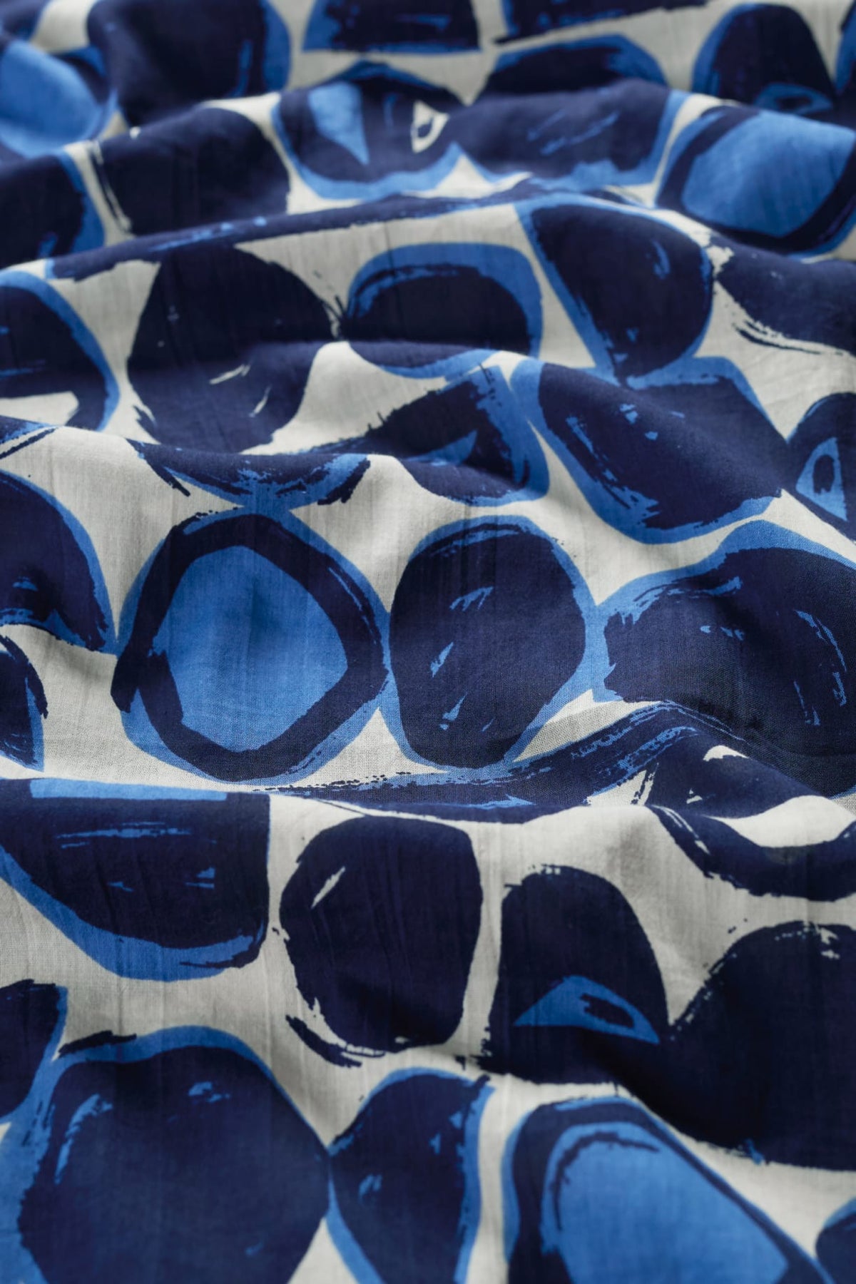 Seasalt Cornwall - 'Summer Circle' Scarf - Pebble Monoprint Aran