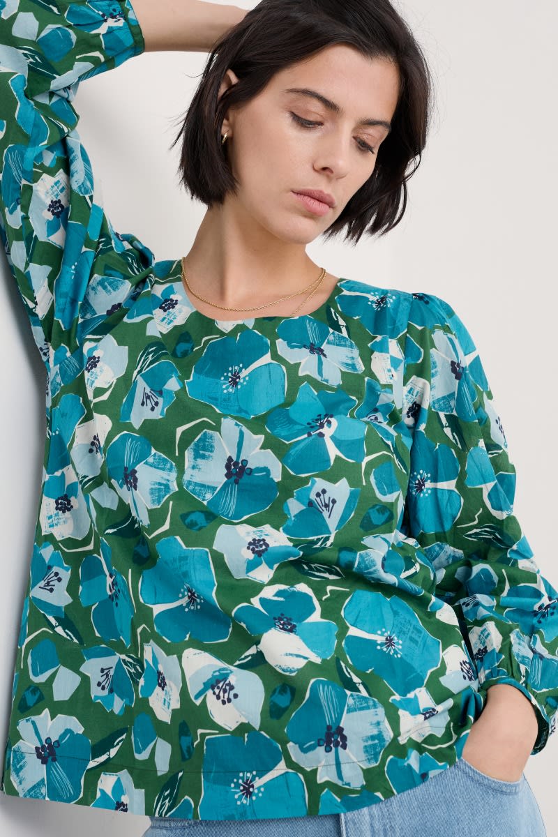 Seasalt Cornwall - ‘Quill’ Top in GOTS-Certified Organic Cotton - Paper Hellebores Forest Green