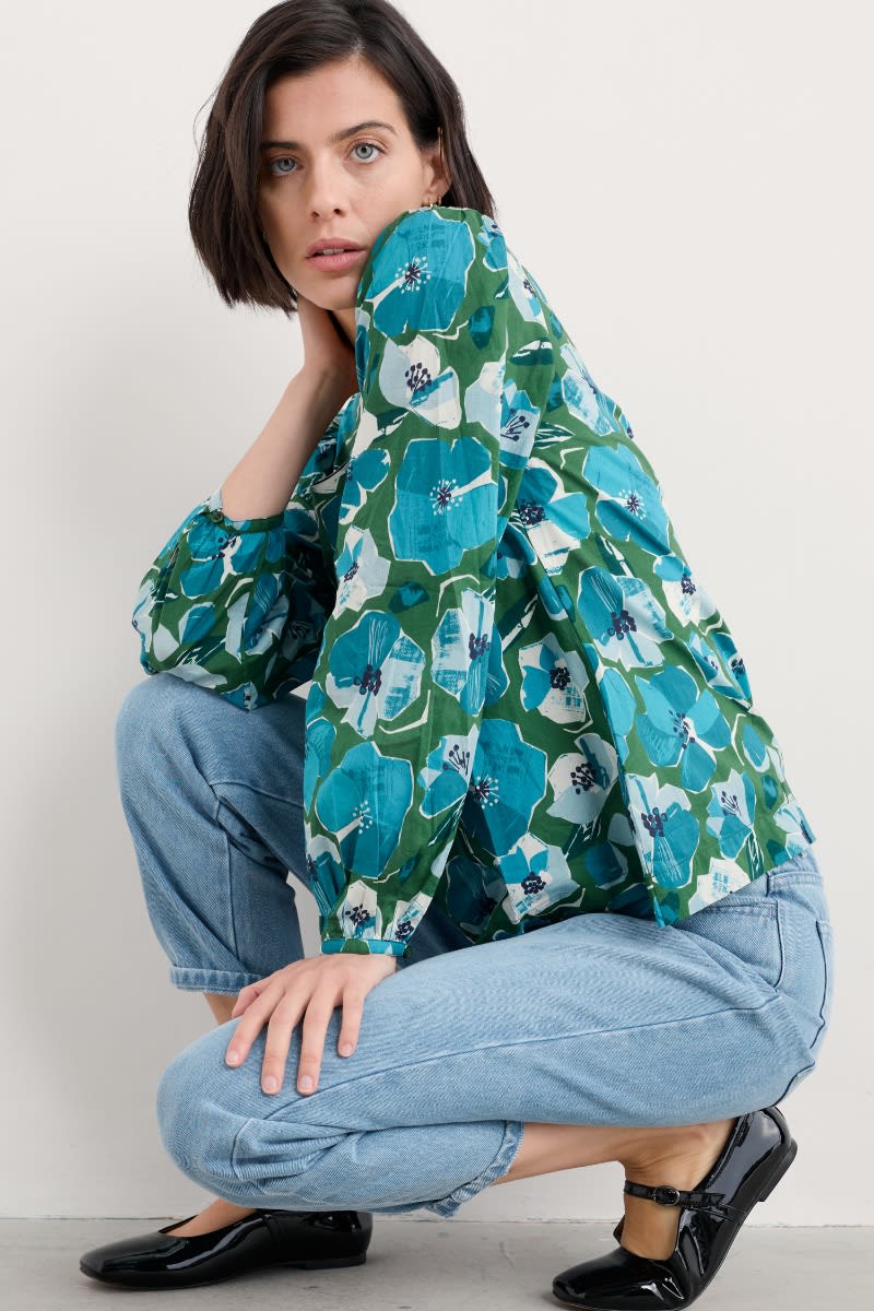 Seasalt Cornwall - ‘Quill’ Top in GOTS-Certified Organic Cotton - Paper Hellebores Forest Green