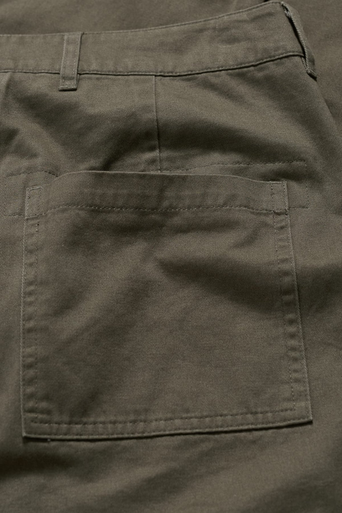 Seasalt Cornwall - ‘Mor Path’ Organic Cotton Tapered Trousers - Alpine