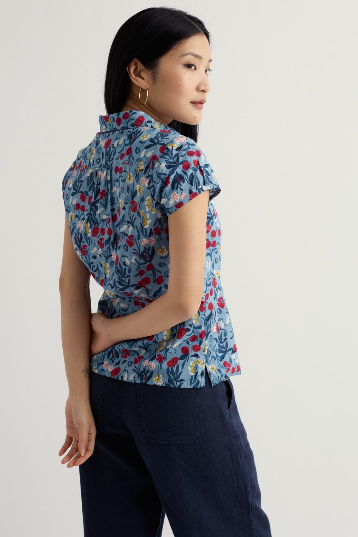 Seasalt Cornwall - Rushmaker - Short Sleeve Shirt - Spring Stems Seascape Mix