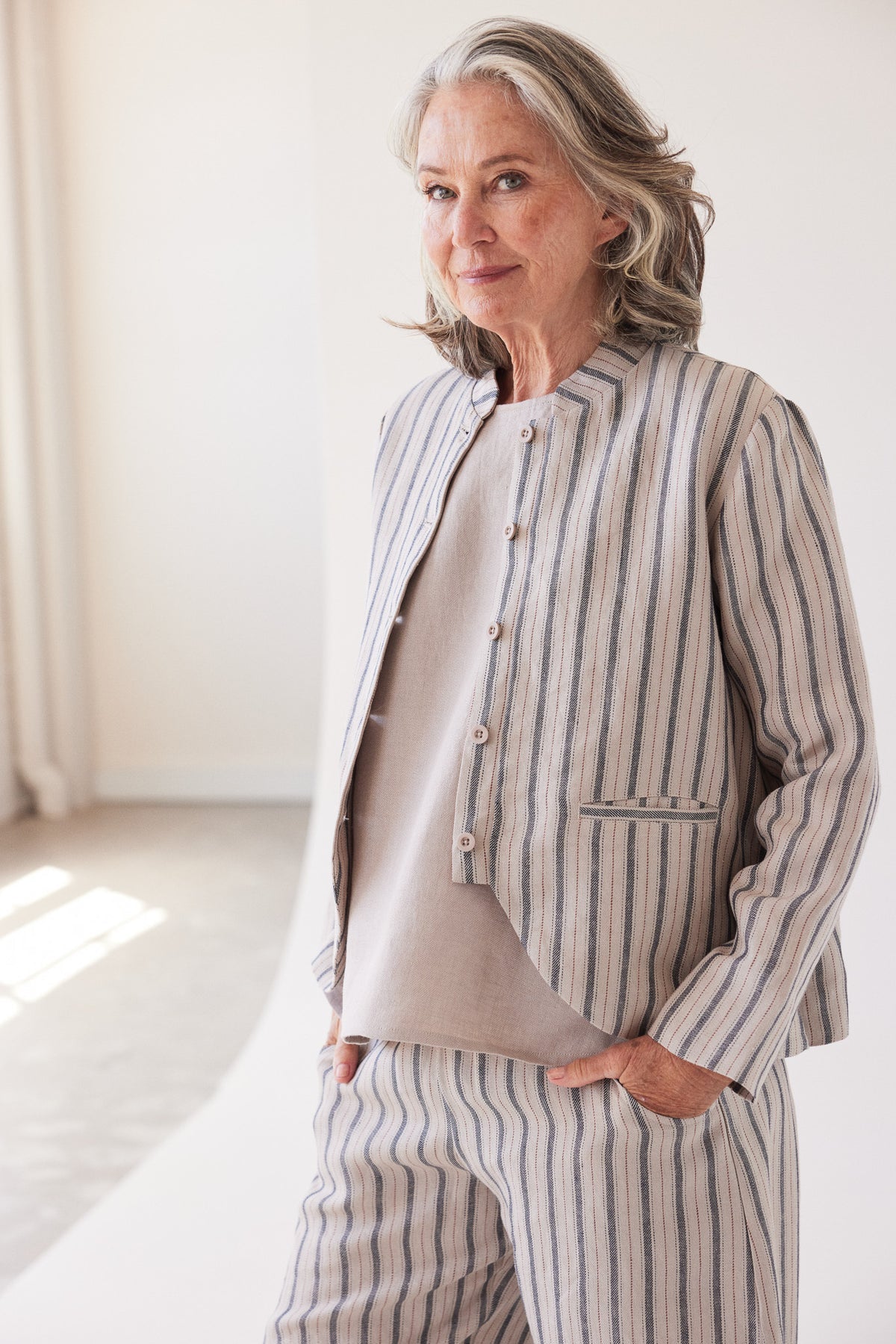 Eva’s Sunday - Scout - Stand Collar Linen Jacket - Navy Stripe