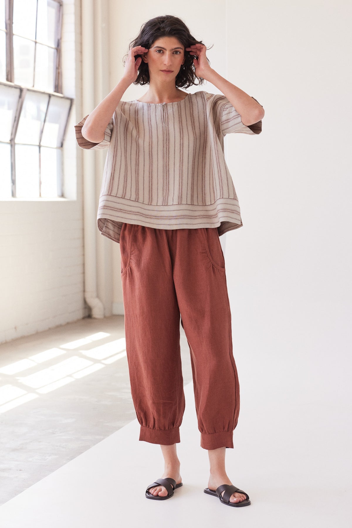 Eva’s Sunday - Tabitha - Linen Cropped Pant - Brick