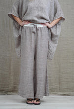 Rustic Linen ‘Alessa’ Wide Leg Pants - Black / Pink Woven