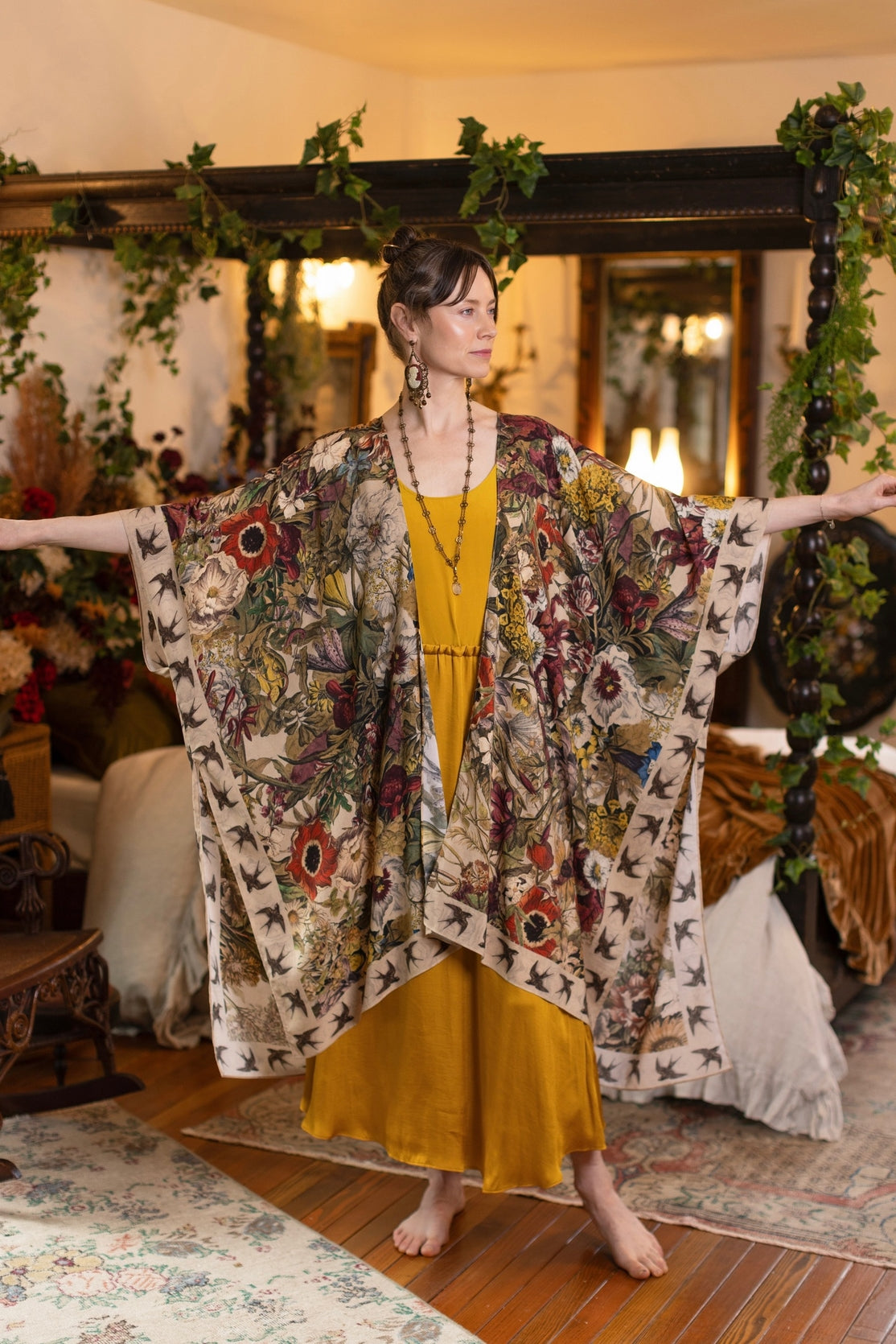 Market Of Stars - Goddess Starduster Bohemian Kimono - Golden Hour/Floral