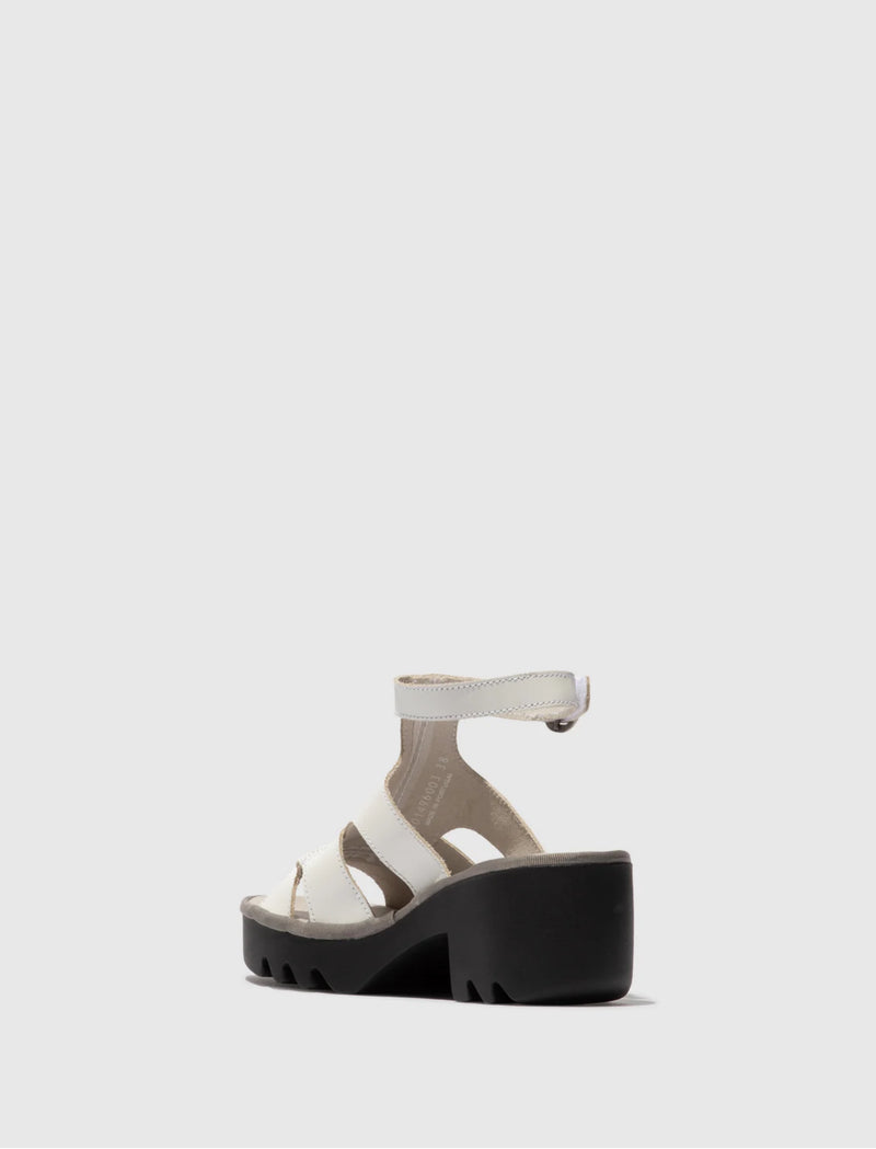 Fly London ‘Tawi’ Leather Strappy Sandal Shoes - Off White