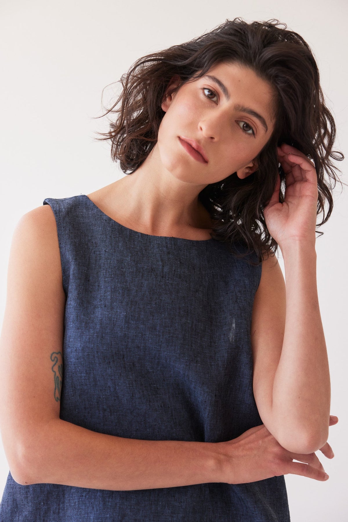 Eva’s Sunday - Ellis - Shell Linen Top - Navy