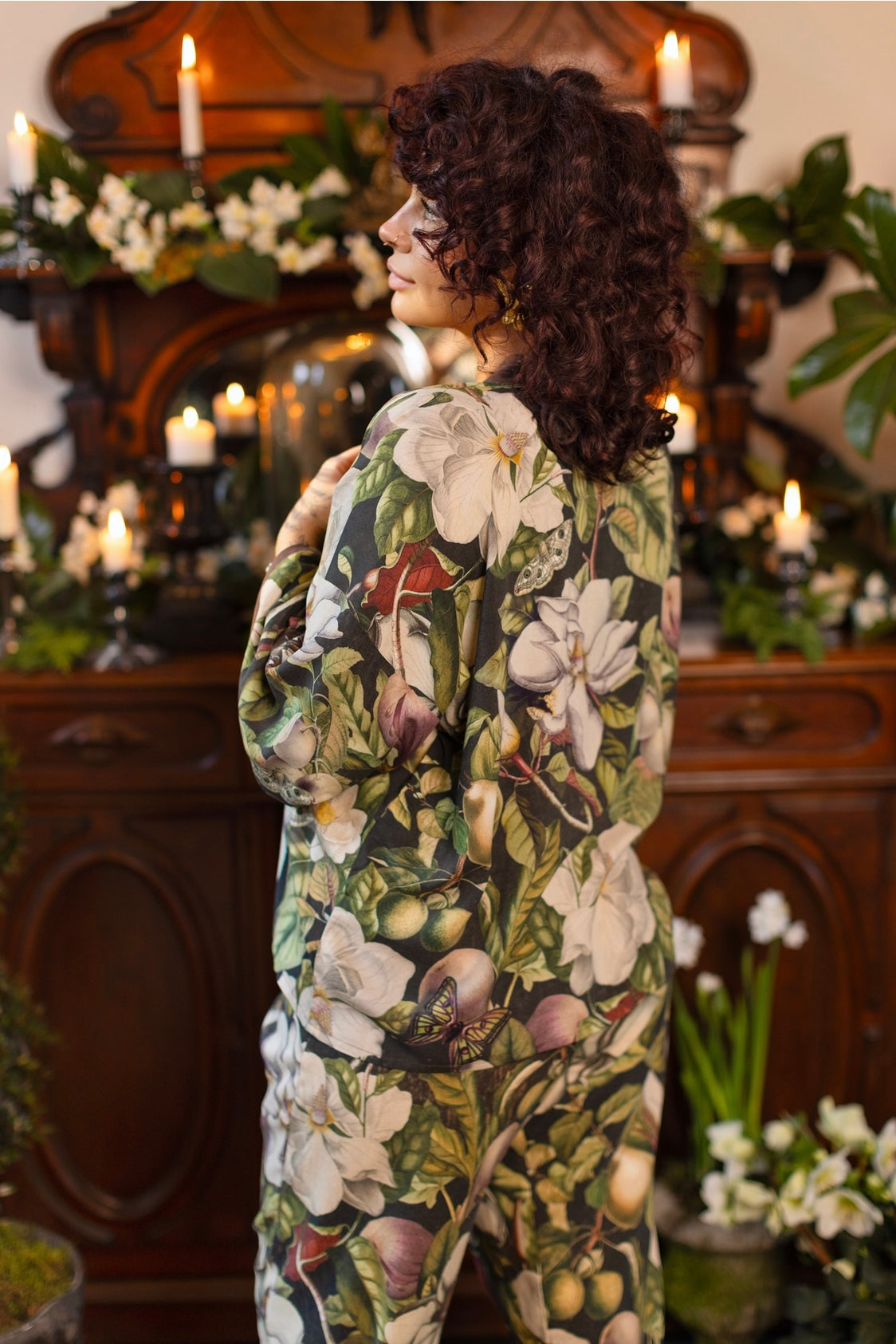 Market Of Stars - ‘Fleur De Lune’ Pixie Cropped Bamboo Kimono Cardigan Duster - Florals & Bees