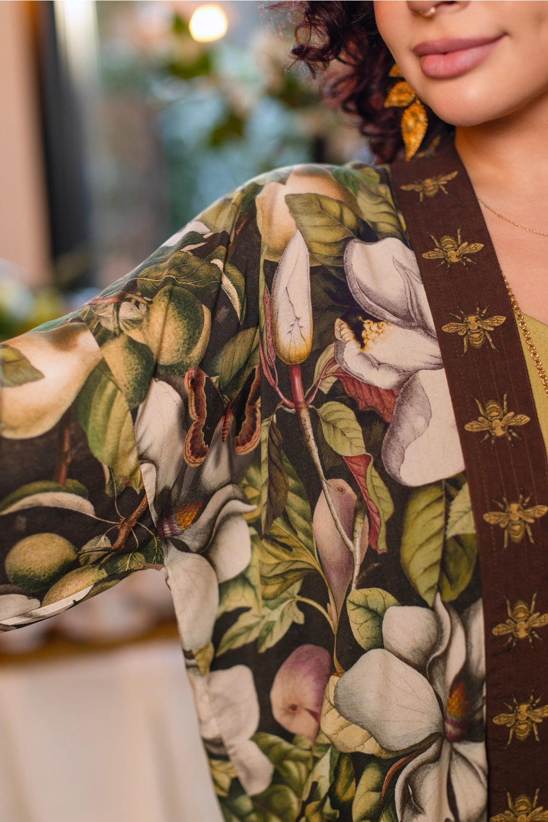 Market Of Stars - ‘Fleur De Lune’ Pixie Cropped Bamboo Kimono Cardigan Duster - Florals & Bees