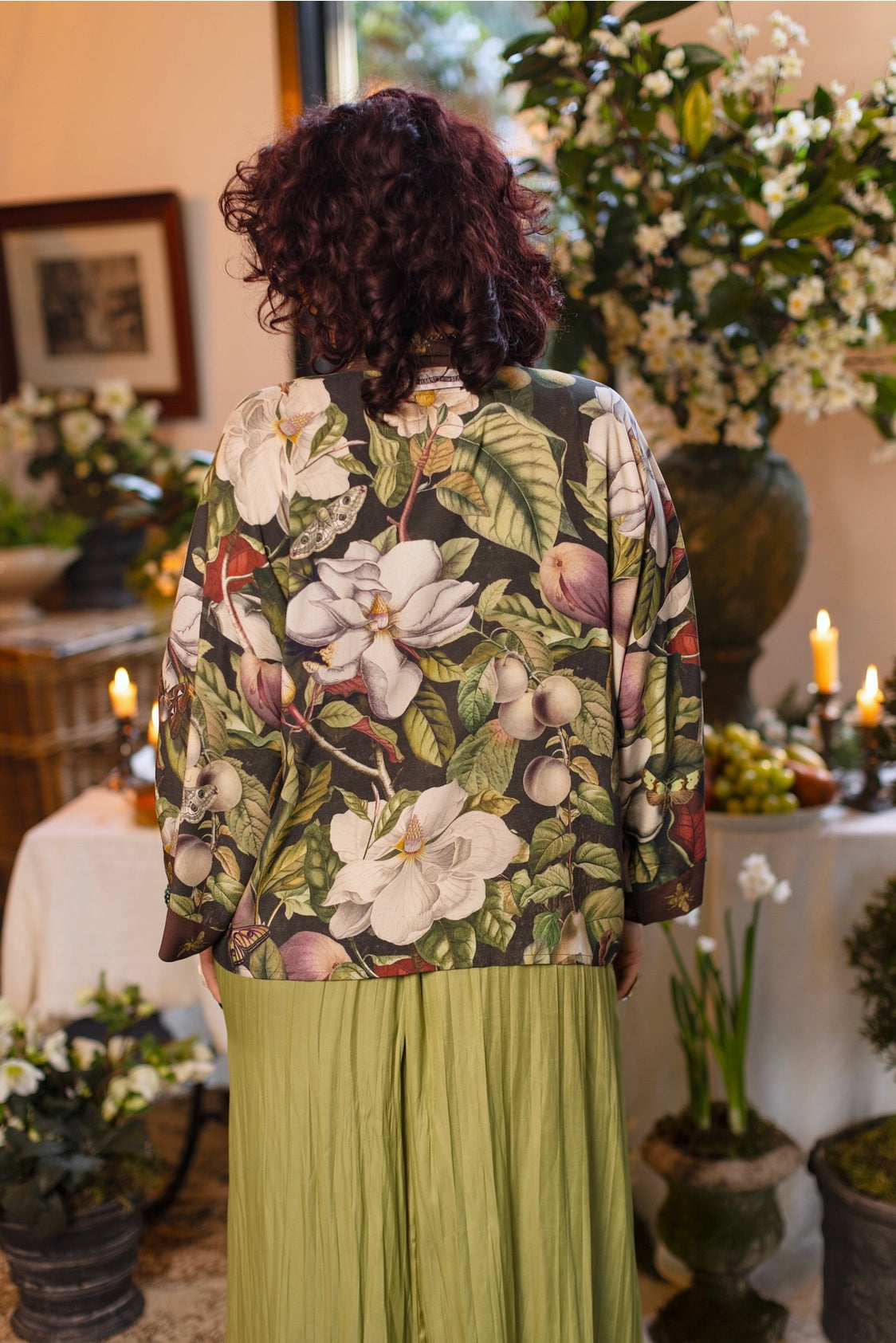 Market Of Stars - ‘Fleur De Lune’ Pixie Cropped Bamboo Kimono Cardigan Duster - Florals & Bees