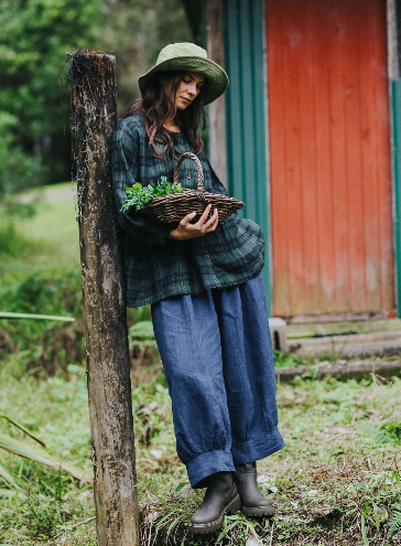 Montaigne -  Desi - French Linen Pants - Indigo