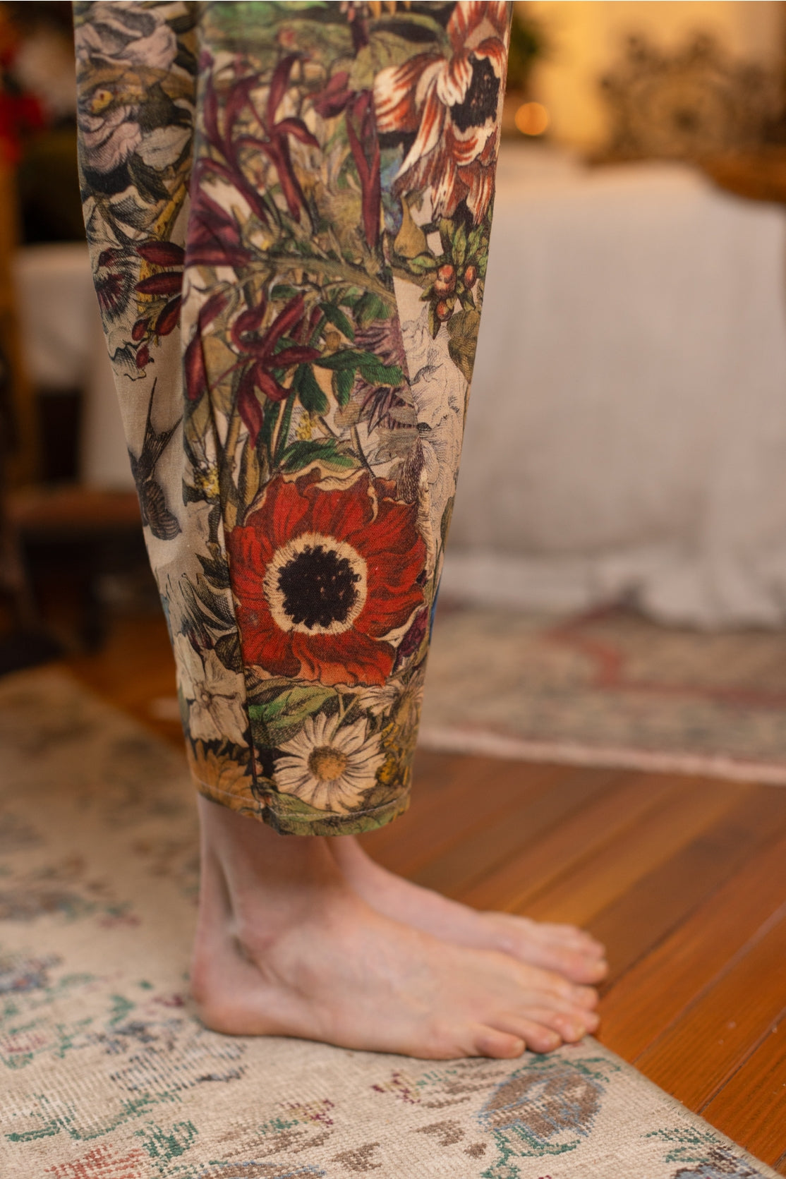 Market Of Stars - Golden Hour - Linen Cropped Artist Pant - Floral Print
