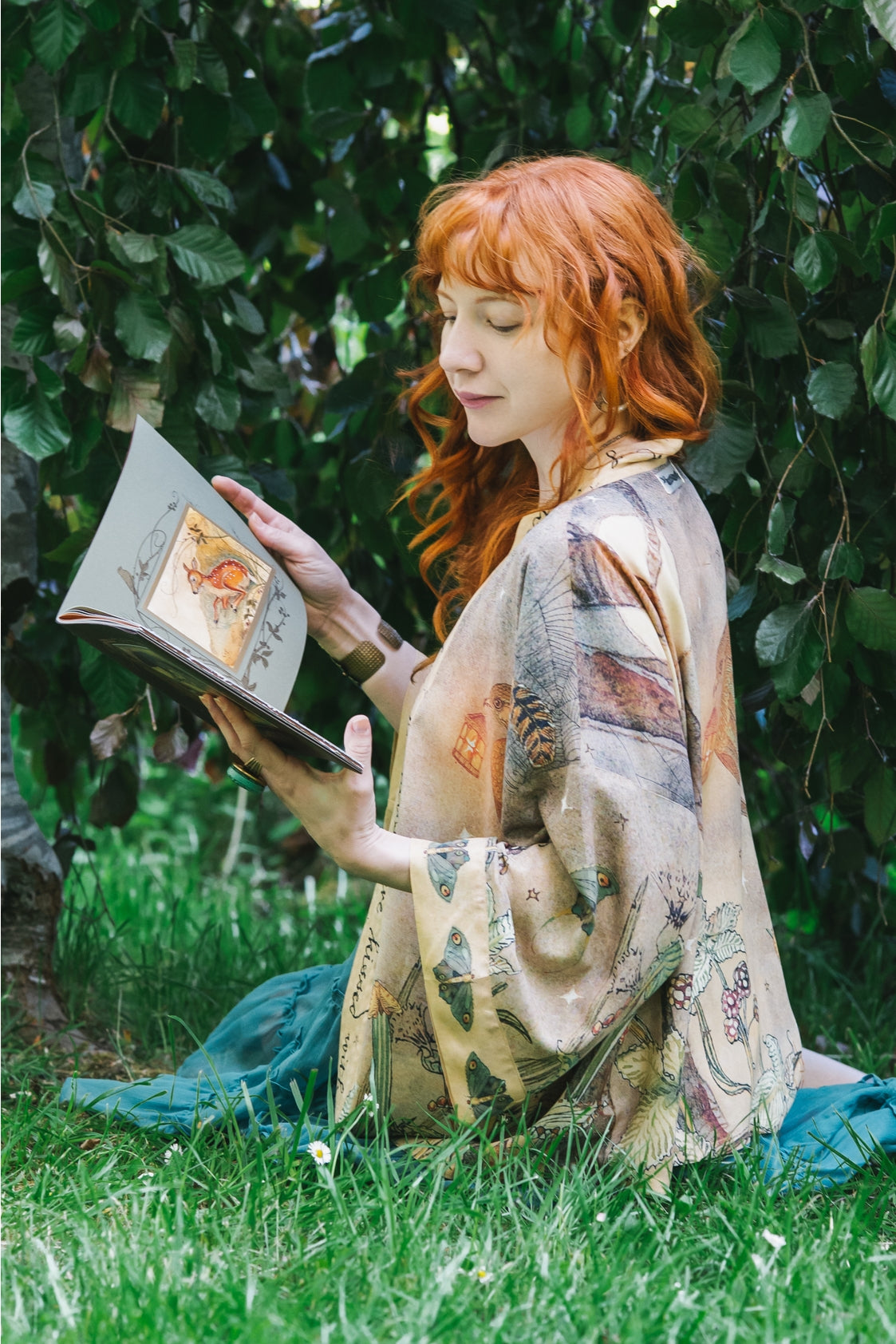 Market Of Stars - Lovelight - Pixie Cropped Bamboo Kimono Cardigan Duster - Woodland Swallow & Stars