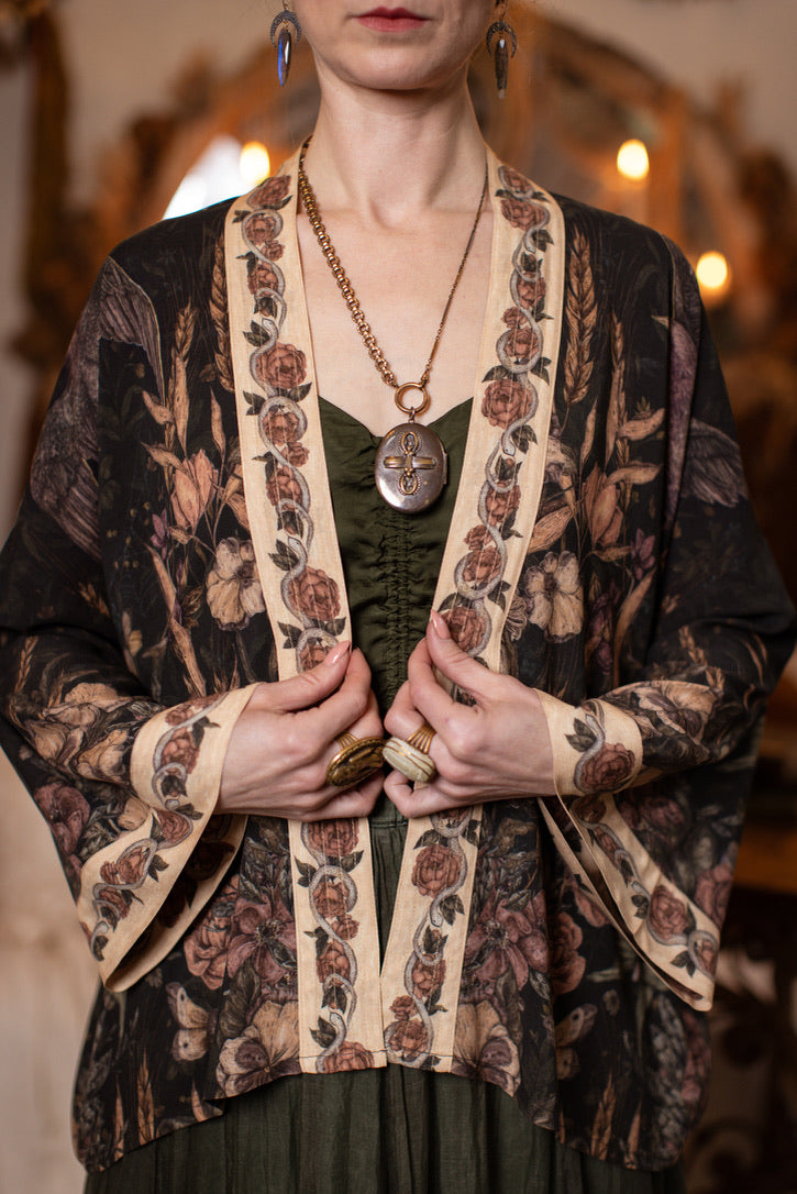 PRE-ORDER - Market Of Stars - Momento - Pixie Duster Crop Kimono - Starling & Skull
