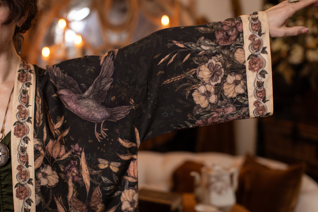 PRE-ORDER - Market Of Stars - Momento - Pixie Duster Crop Kimono - Starling & Skull