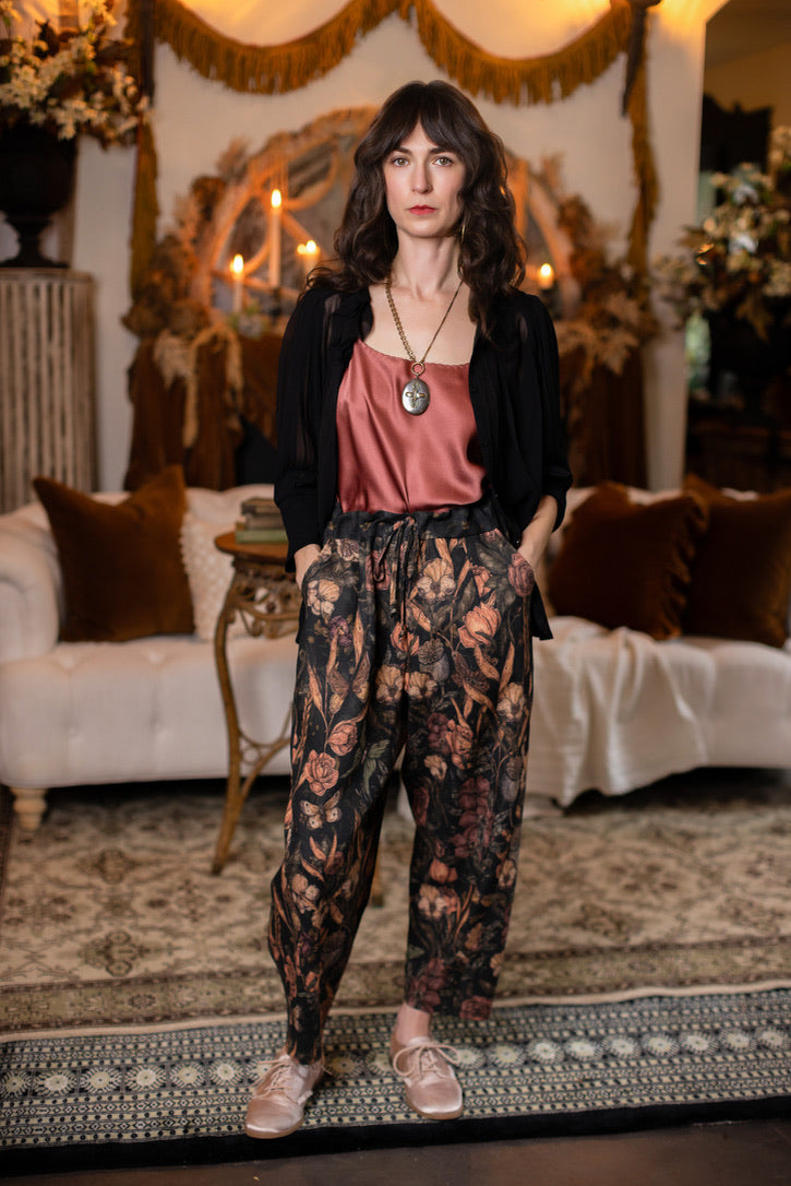 PRE-ORDER - Market Of Stars - Momento - Linen Cropped Artist Pant - Floral & Skull
