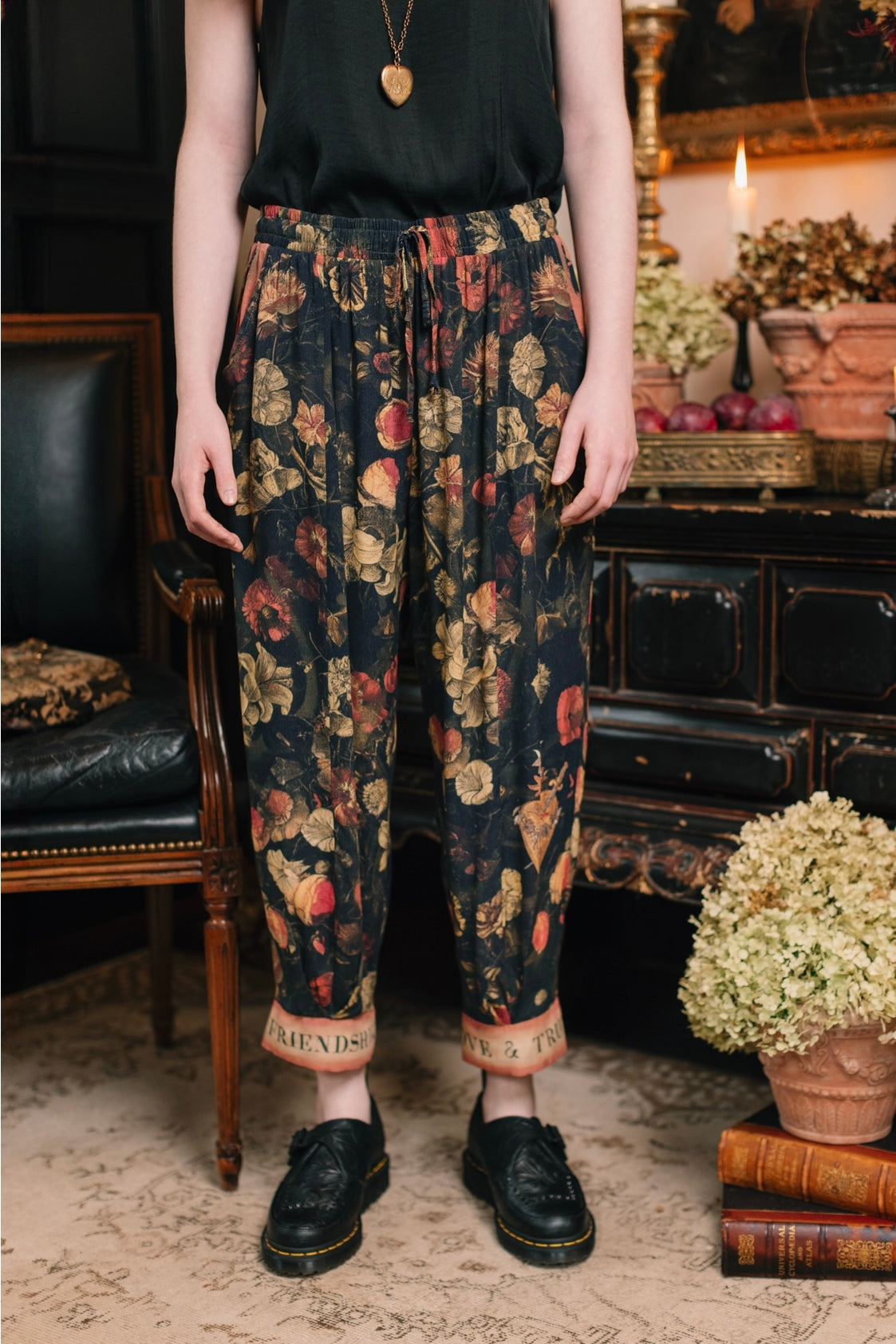 Market Of Stars - ‘Heart of Gold’ Cropped Poet Pant - Florals & Sacred Heart