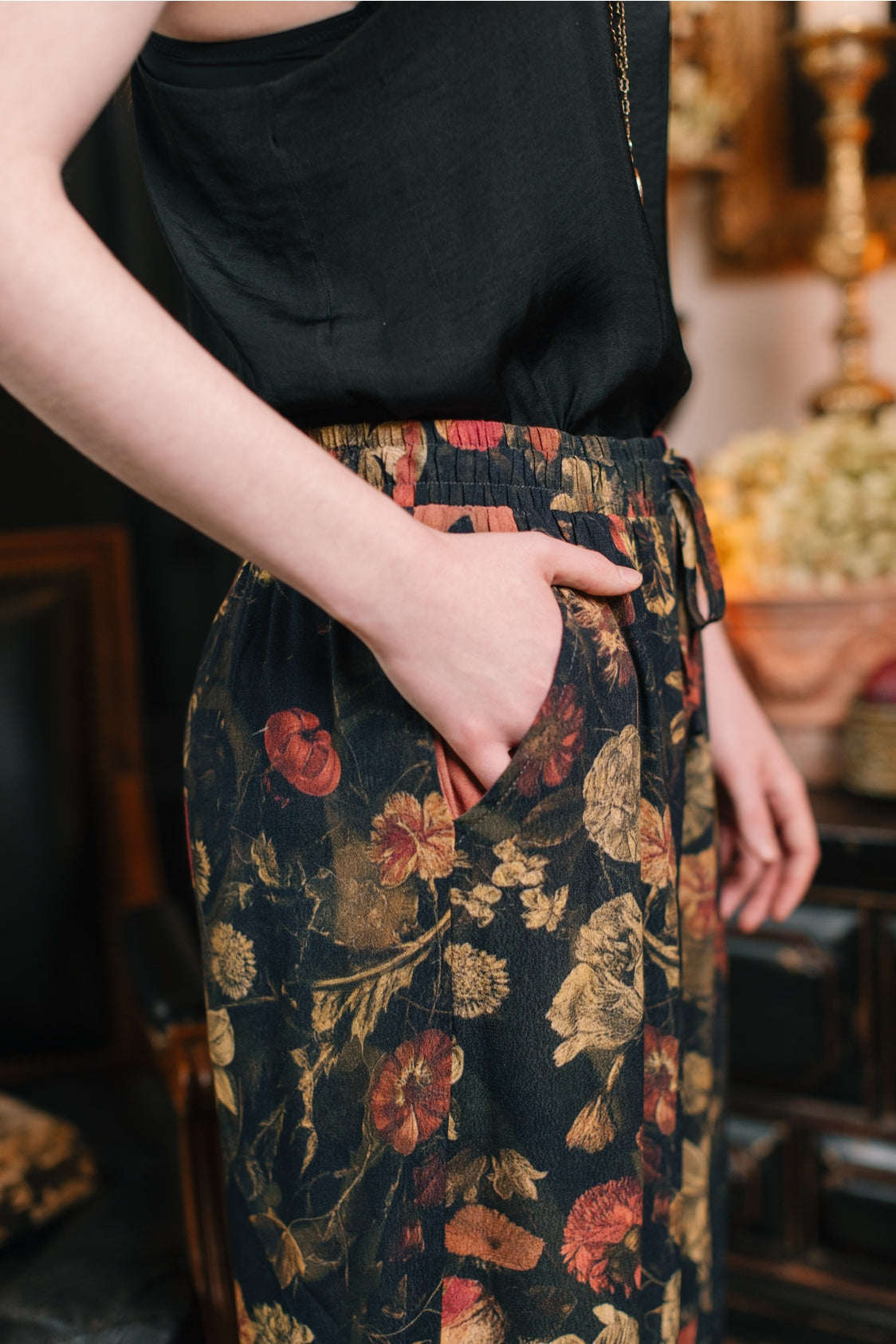 Market Of Stars - ‘Heart of Gold’ Cropped Poet Pant - Florals & Sacred Heart