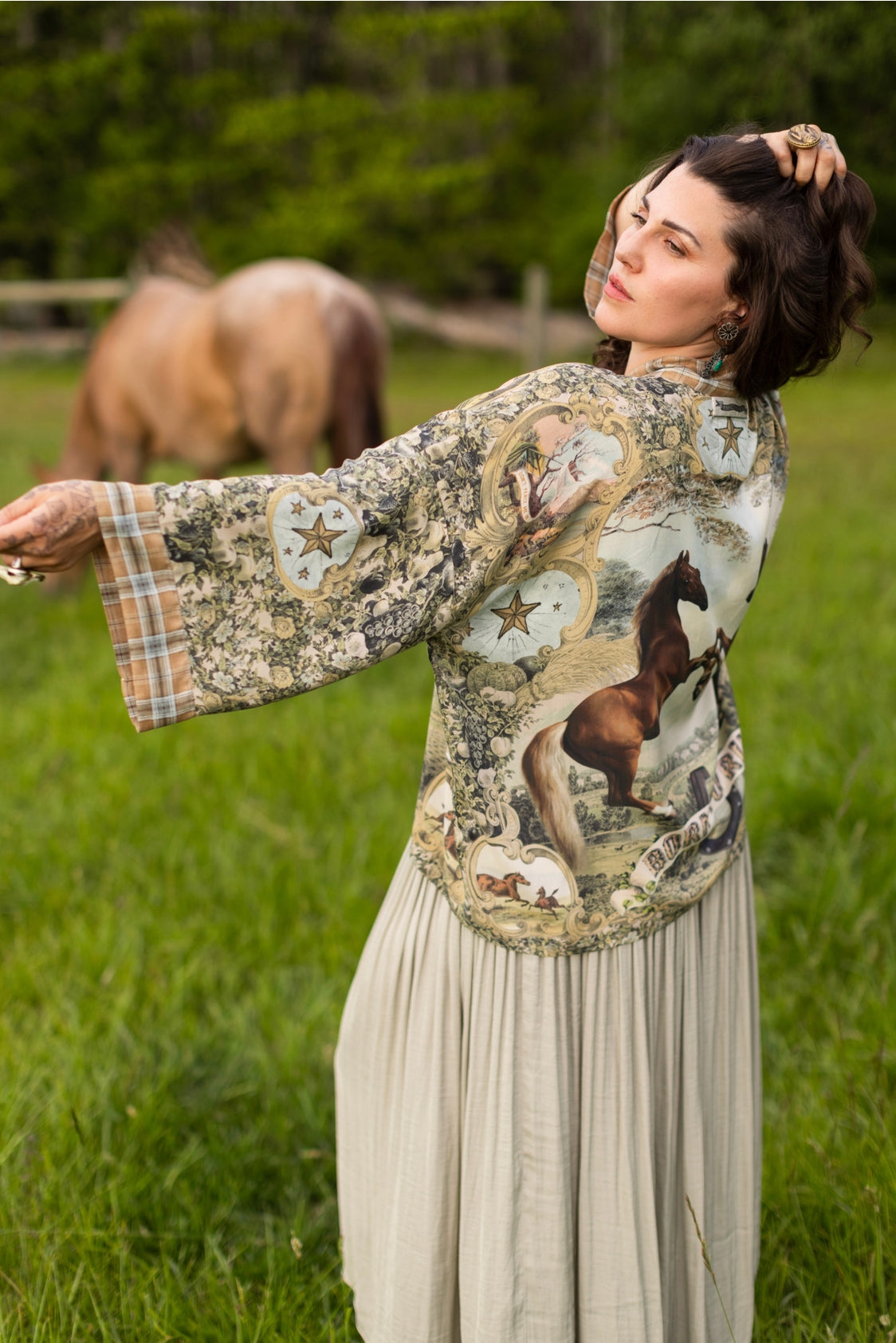 Market Of Stars - Born To Run - Pixie Cropped Bamboo Kimono Cardigan Duster - Wild Horse & Florals